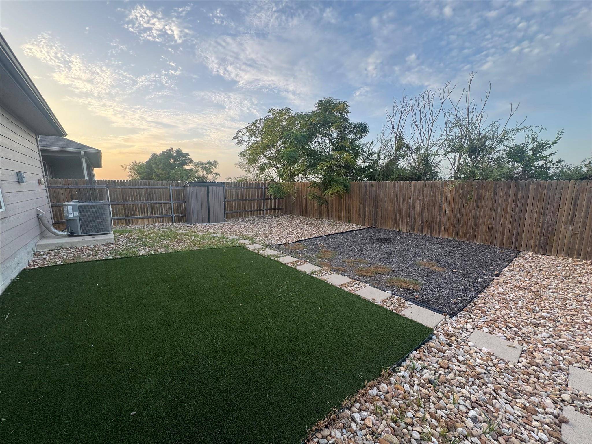 319 Shimmering CV, San Marcos, TX 78666