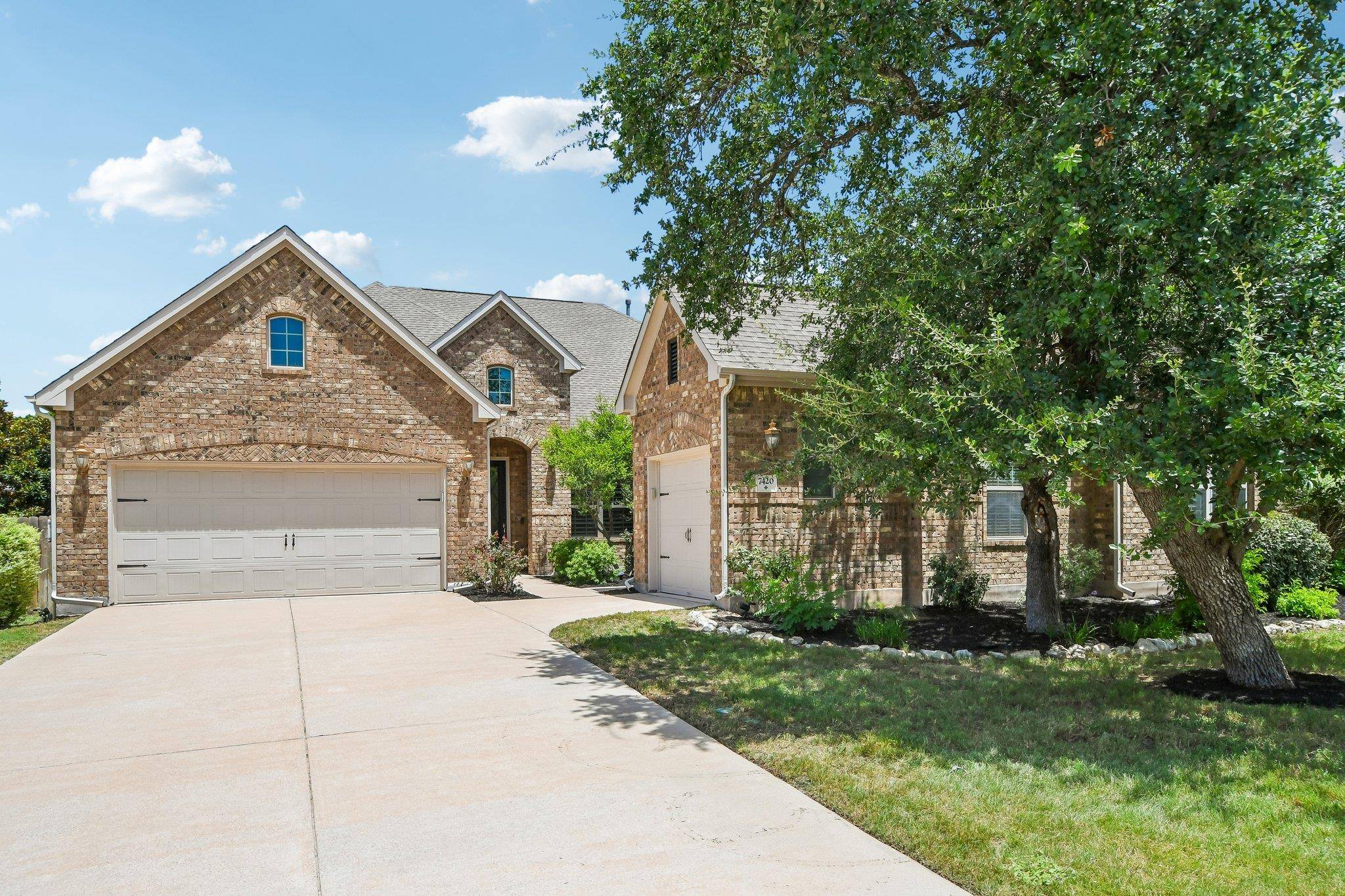 7420 Turnback Ledge TRL, Lago Vista, TX 78645