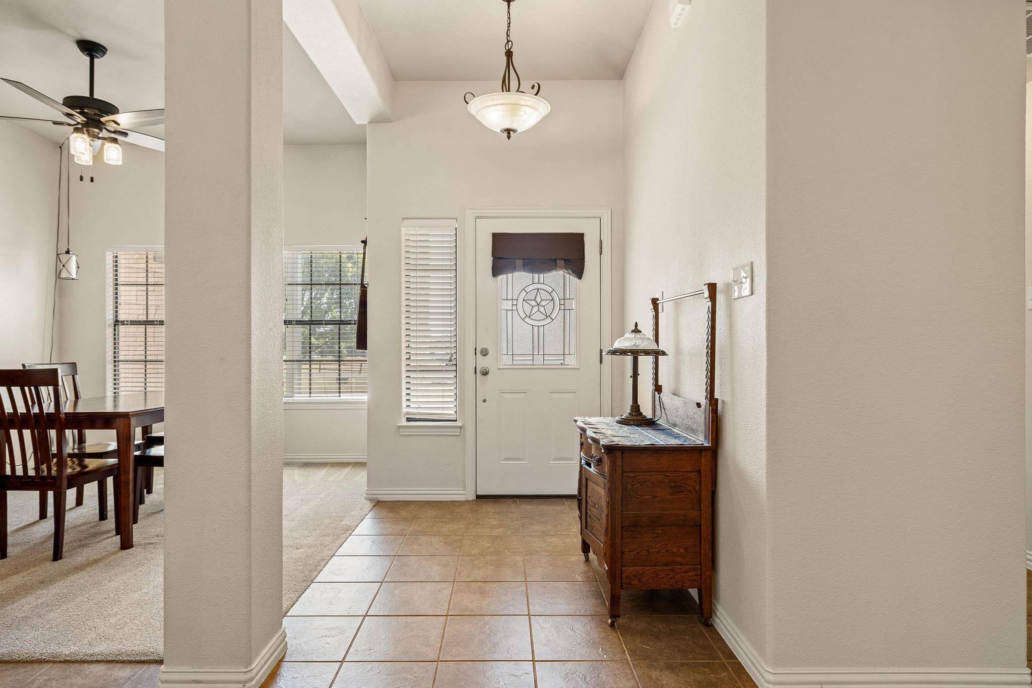 115 Independence DR, Liberty Hill, TX 78642
