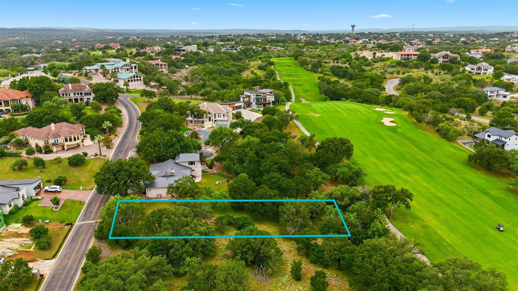 1904 Fault Line DR, Horseshoe Bay, TX 78657