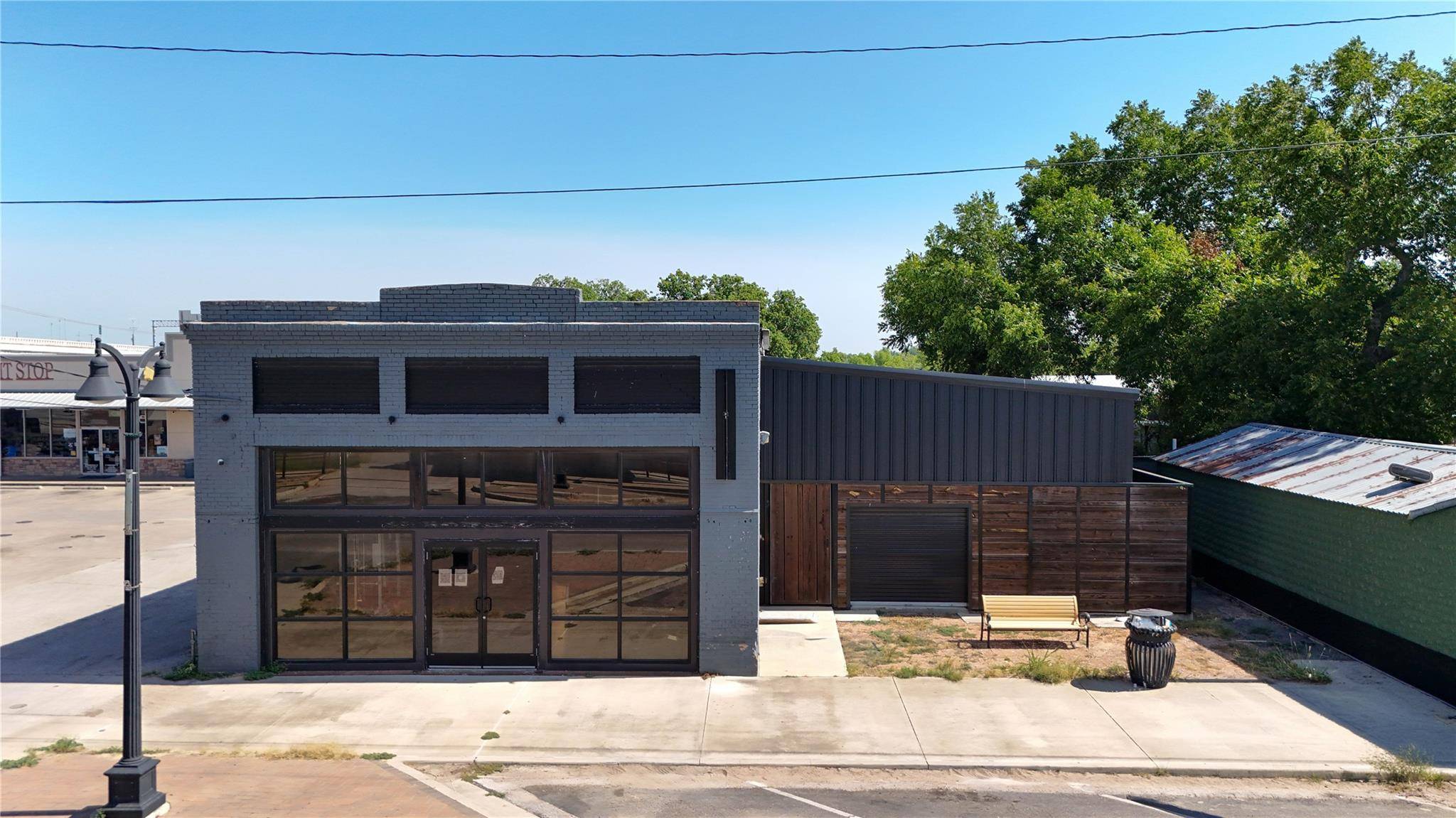 16 E Main ST, Troy, TX 76579