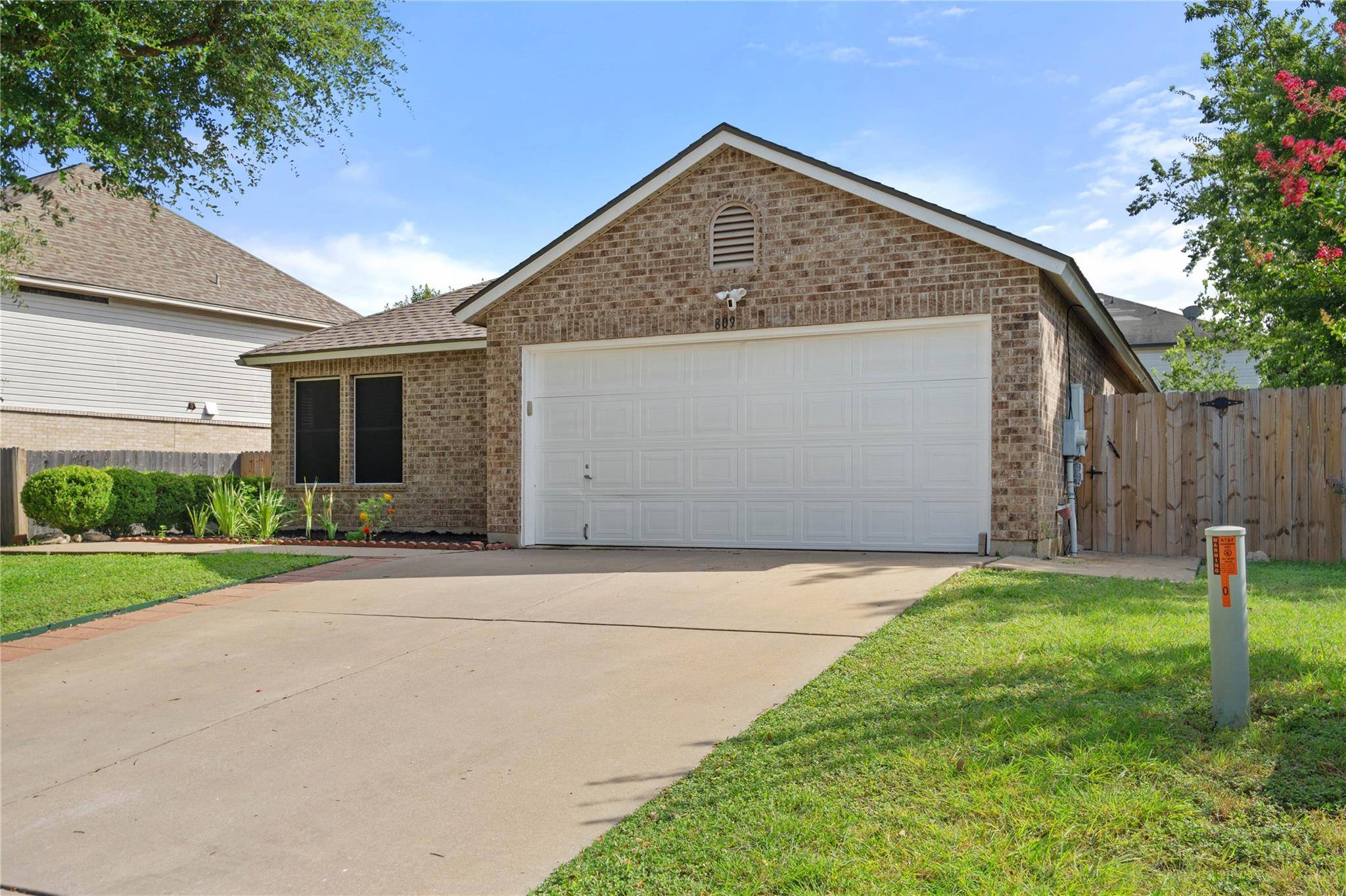 809 Betterman DR, Pflugerville, TX 78660