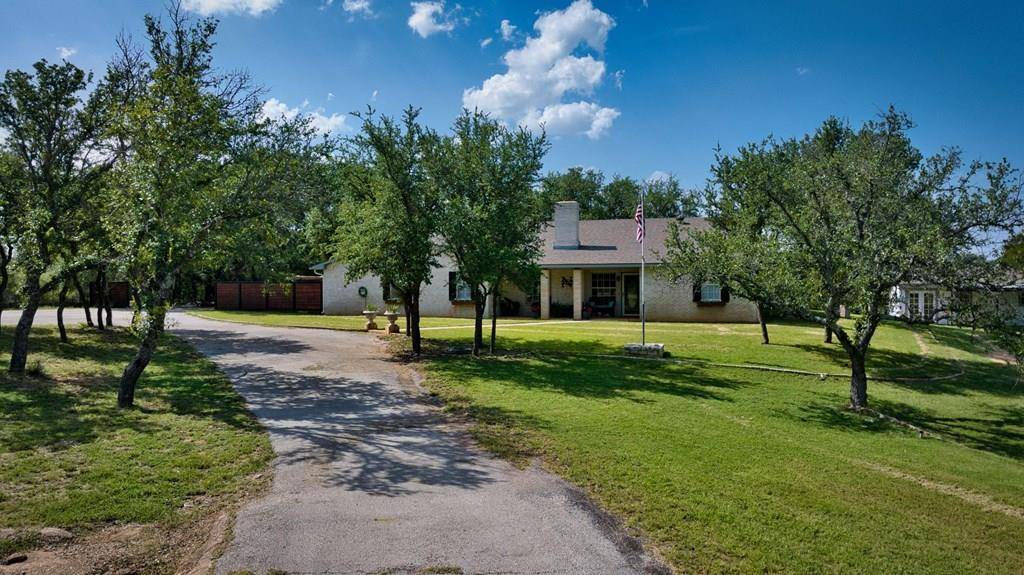 1310 McKinley Ave, Mason, TX 76856