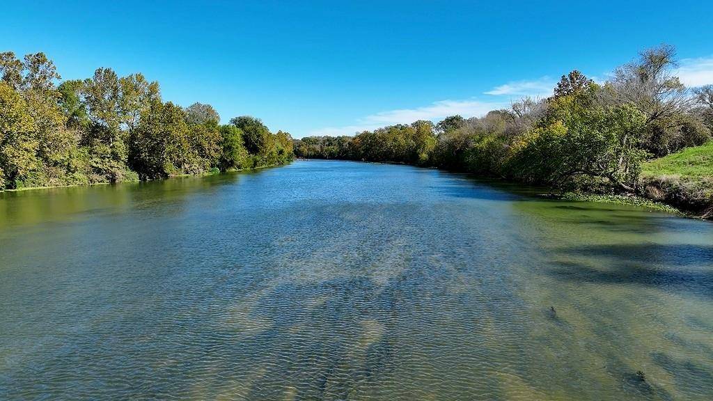 Lot 3 Fayette Shores Cove, West Point, TX 78963
