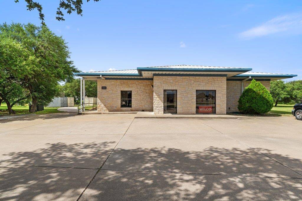 101 John Kelly ST, Burnet, TX 78611