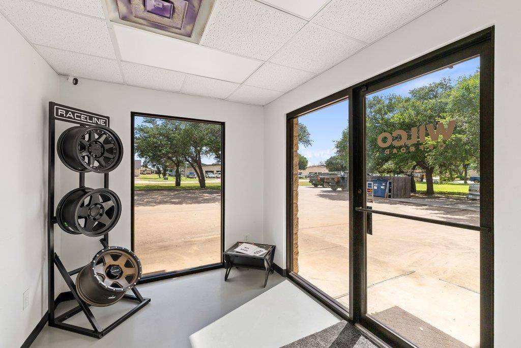 101 John Kelly ST, Burnet, TX 78611