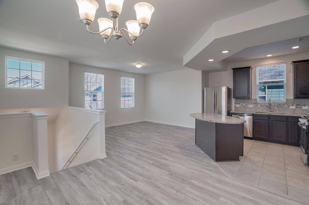 576 Ferrule DR, Kyle, TX 78640