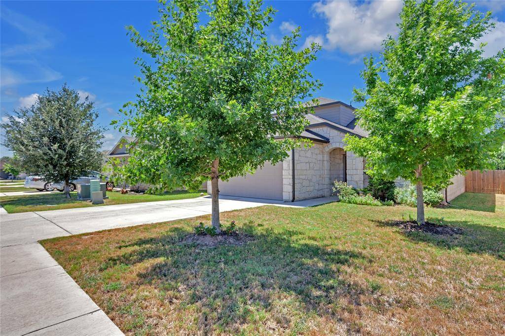 228 Baron Creek TRL, Bastrop, TX 78602