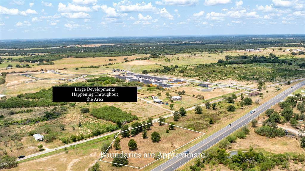 0000 N Magnolia Ave, Luling, TX 78648