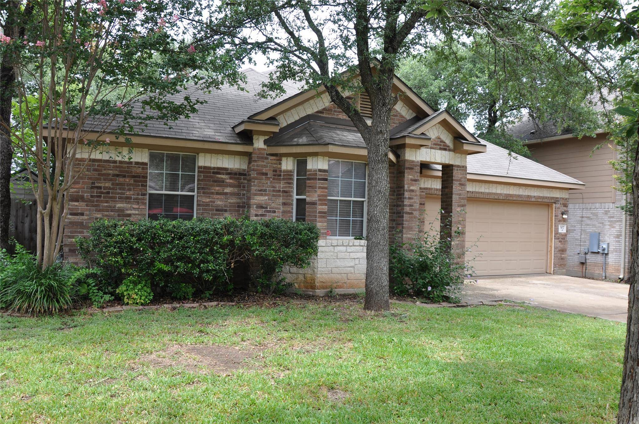 507 Las Colinas DR, Leander, TX 78641