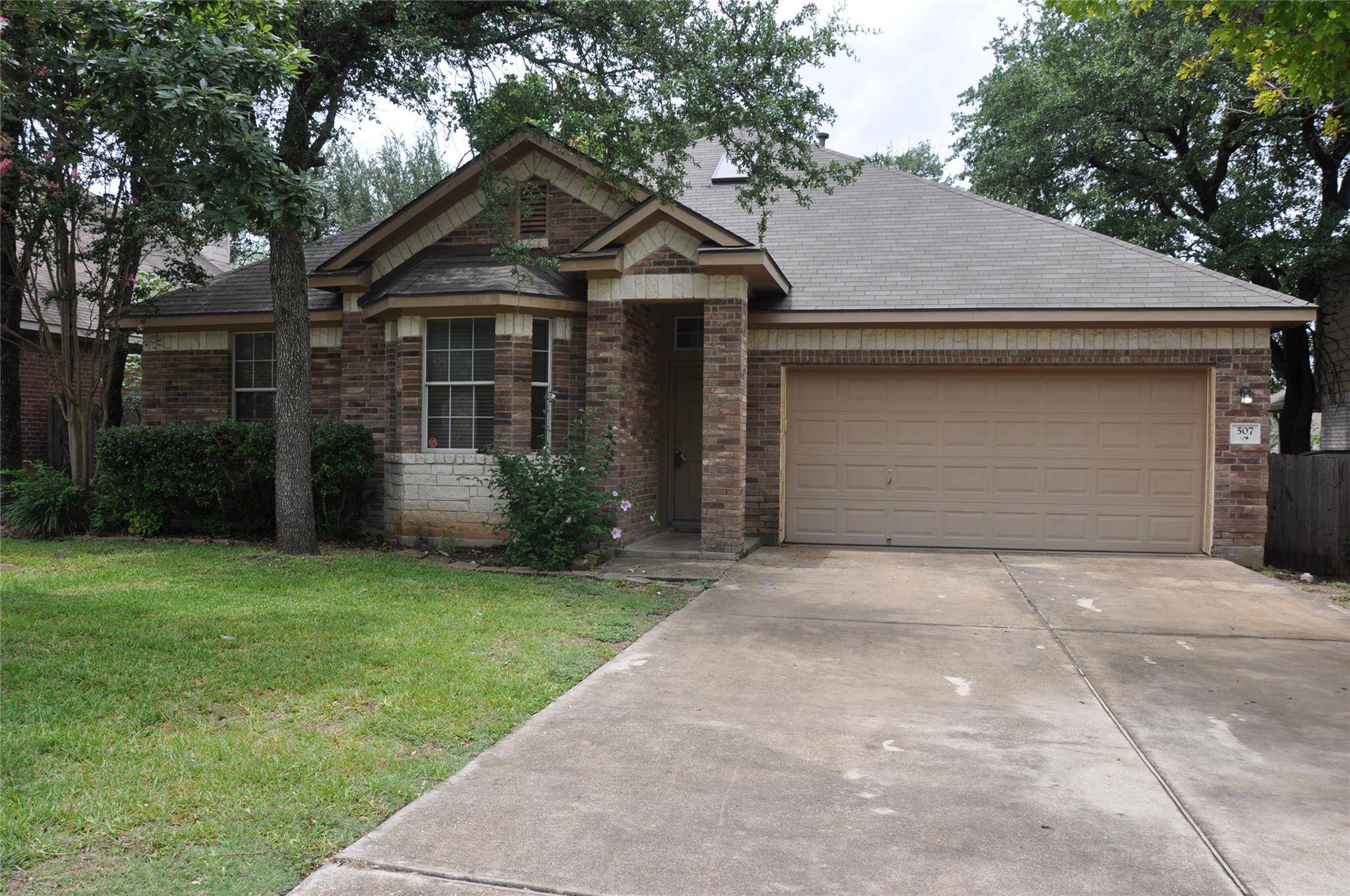 507 Las Colinas DR, Leander, TX 78641