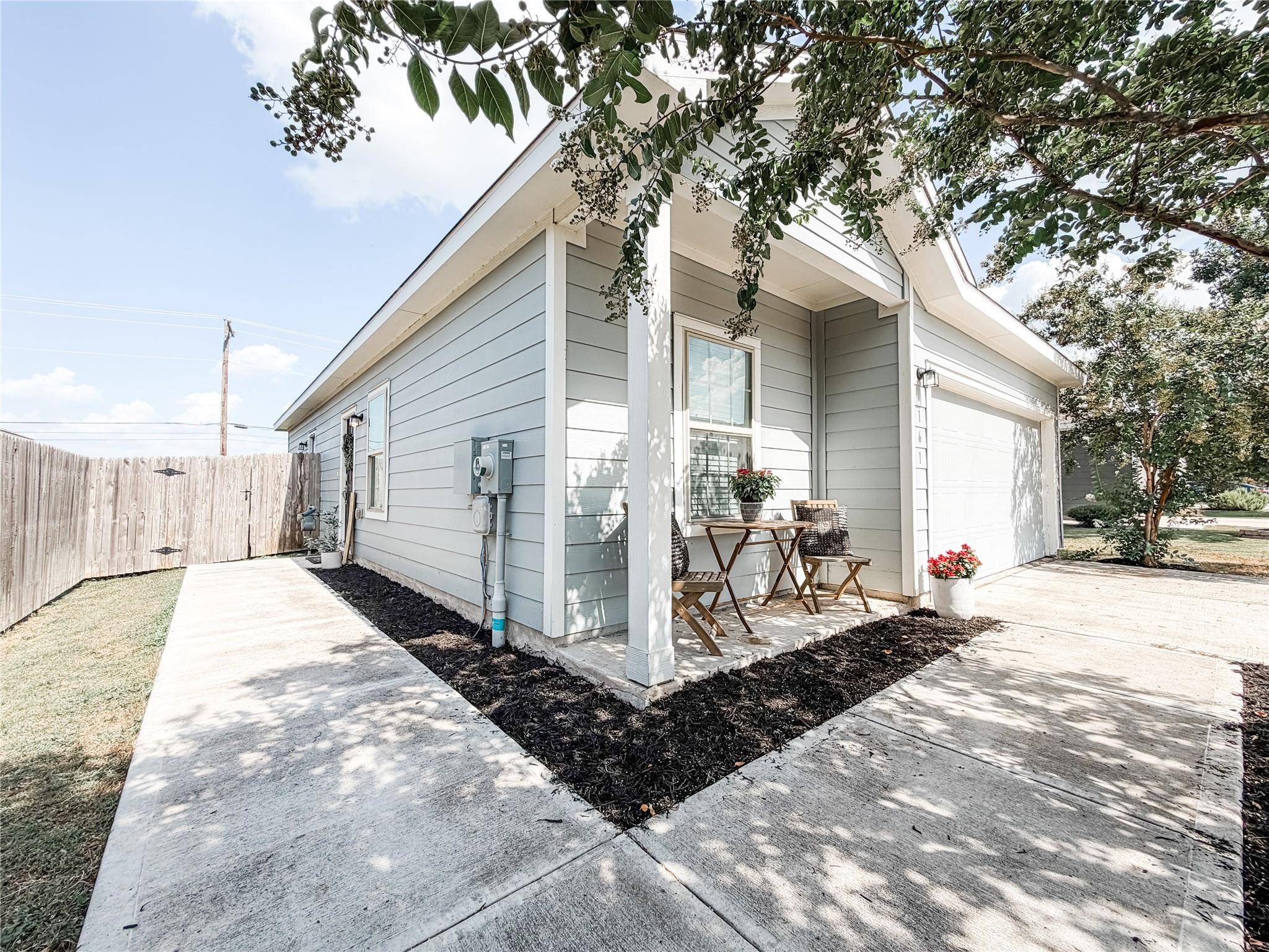 161 Emerald Green TRL, Buda, TX 78610
