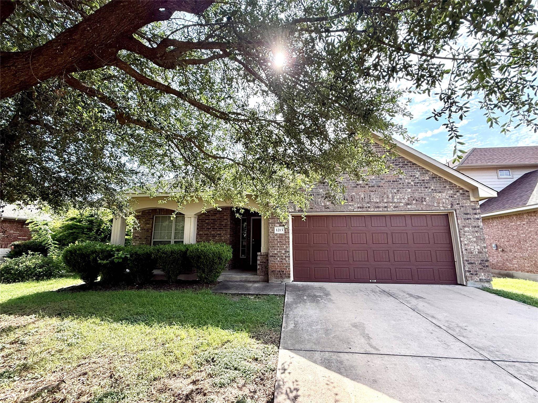 1213 Rainbow Parke DR, Round Rock, TX 78665