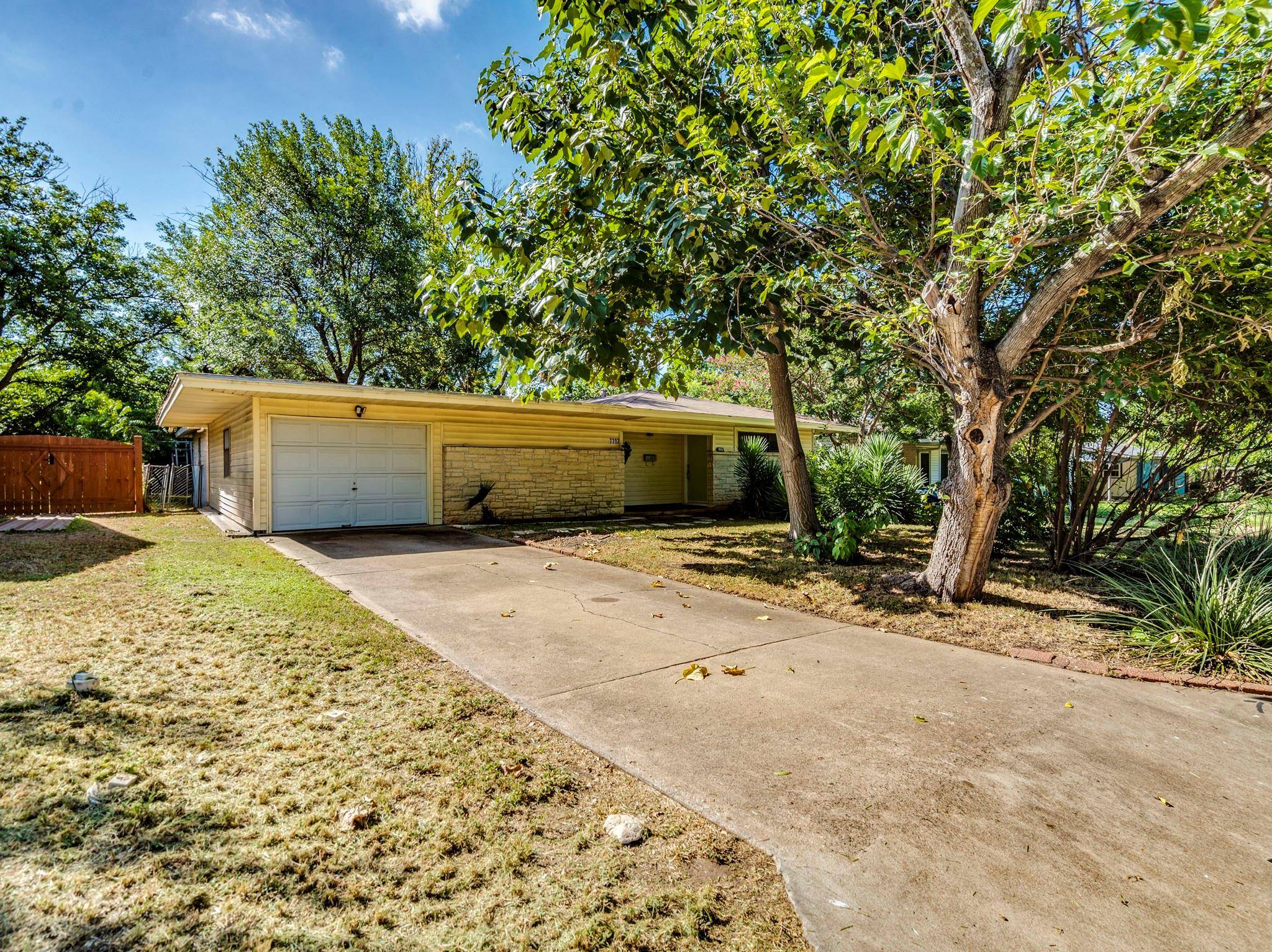 7707 Tisdale DR, Austin, TX 78757