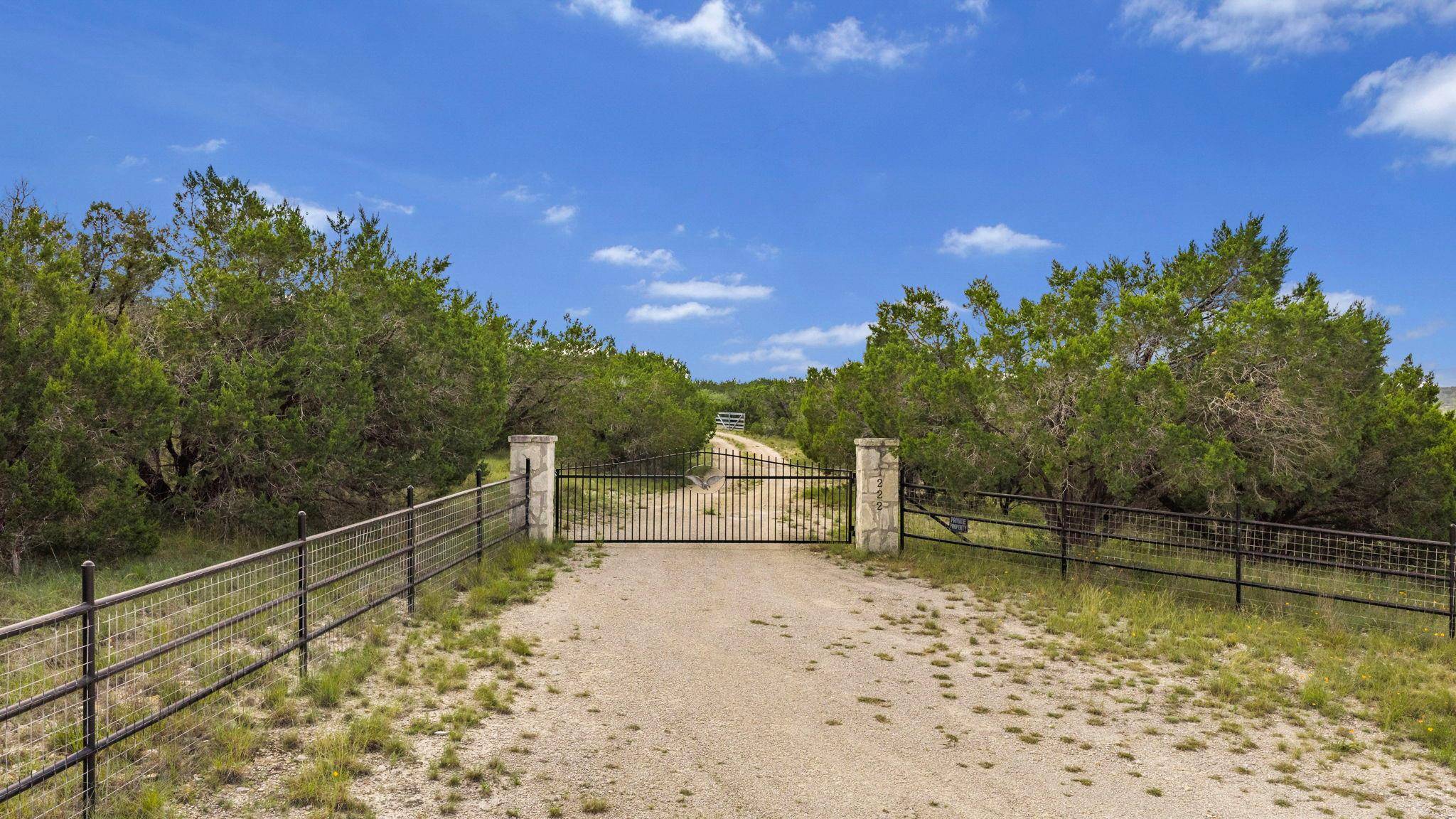 1222 Wegener TRL, Fischer, TX 78623