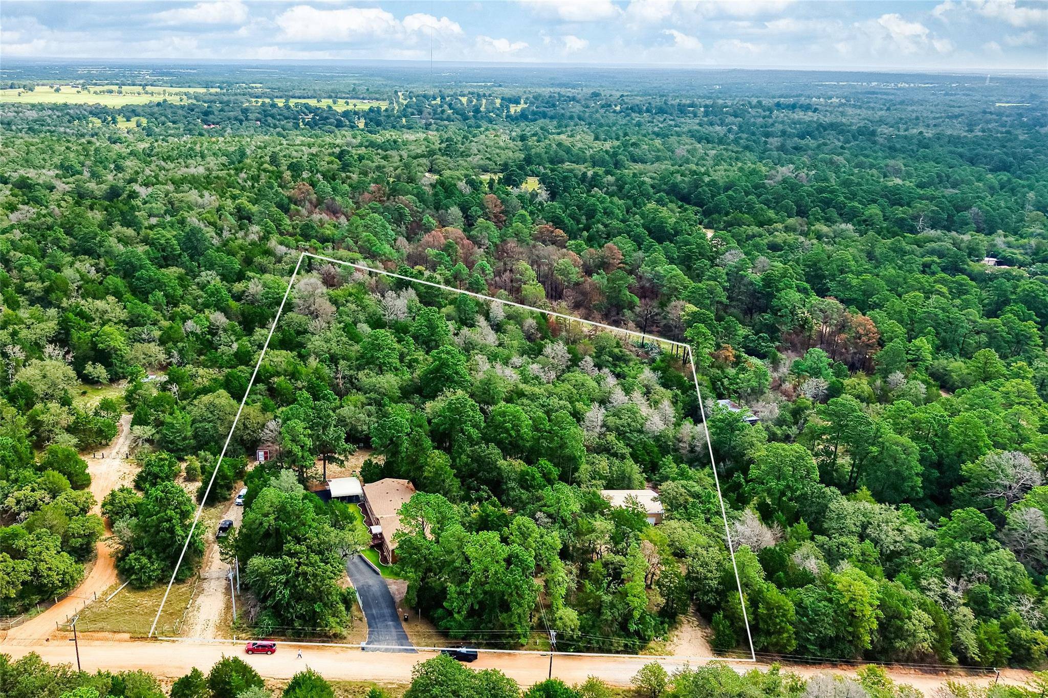 1024 Sand Hills RD, Red Rock, TX 78662