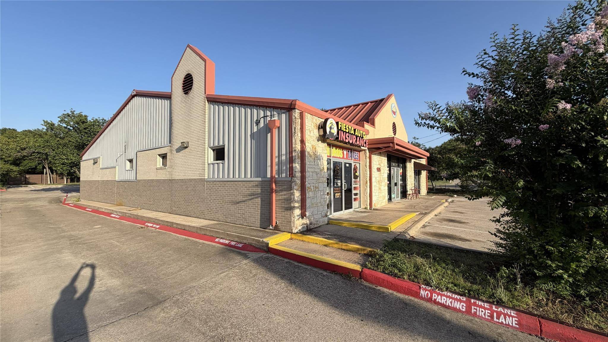 1105 S Mays ST, Round Rock, TX 78664