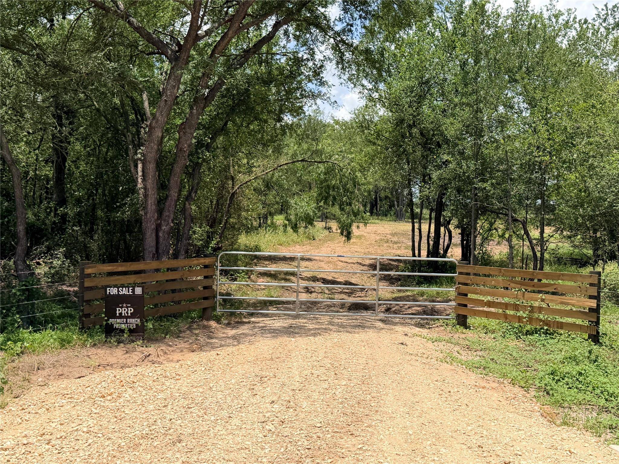 TBD FM 86 Tract 1 HWY, Luling, TX 78648