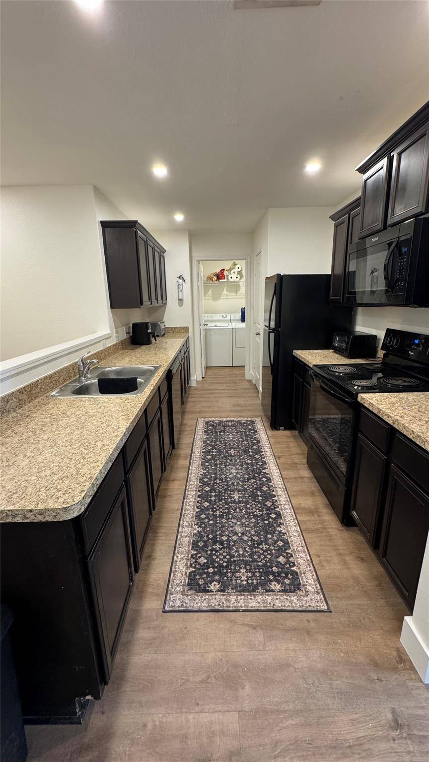 1421 Breanna LN, Kyle, TX 78640
