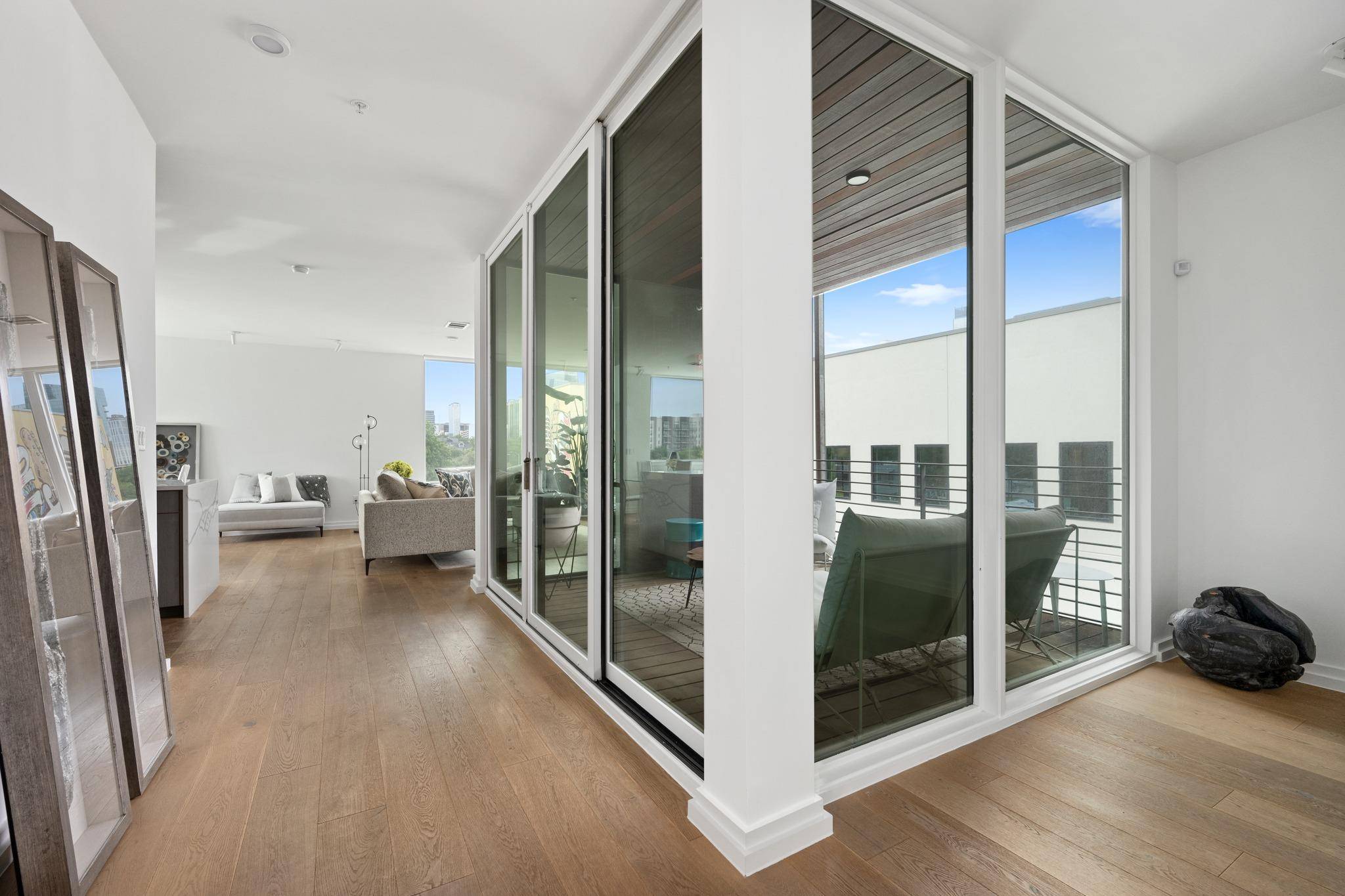 1010 W 10th ST #302, Austin, TX 78703