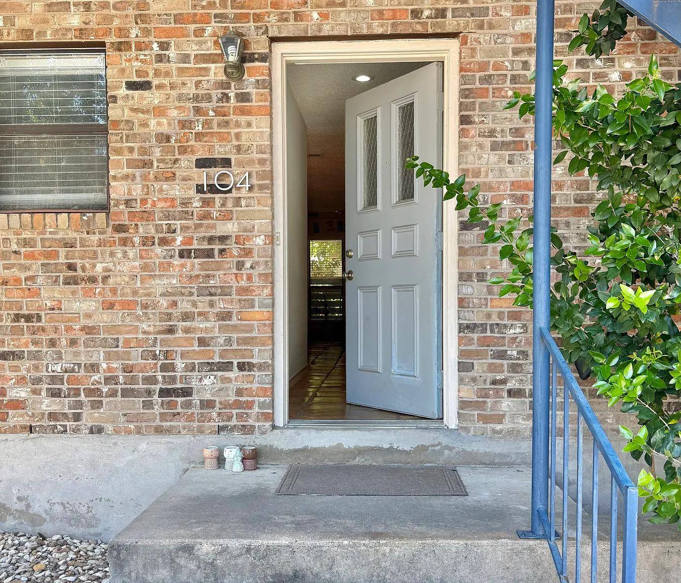 1404 Norwalk LN #104, Austin, TX 78703