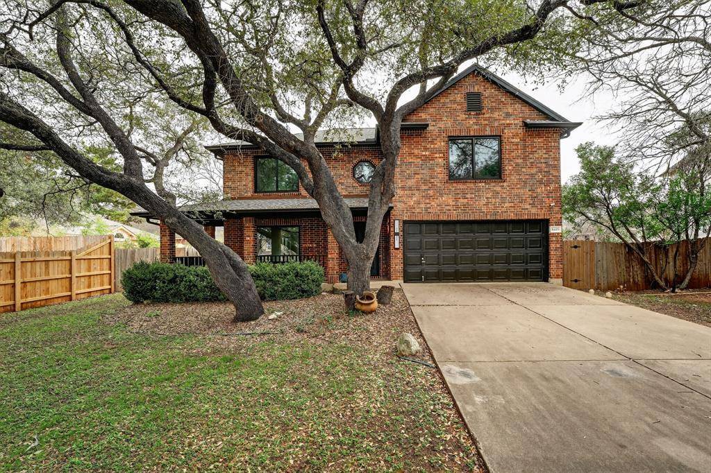 8409 Nairn DR, Austin, TX 78749
