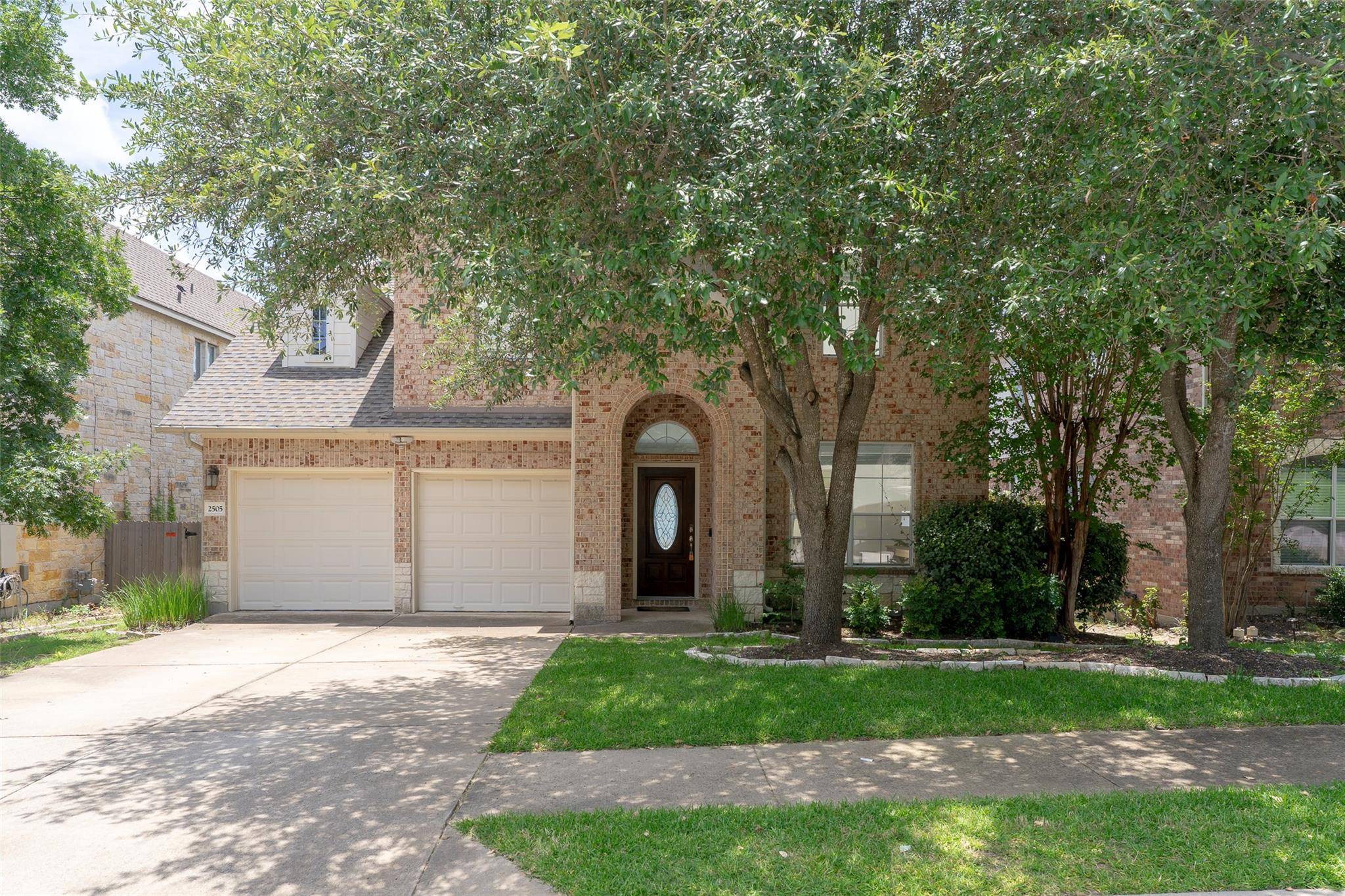 2505 Golden Gate PARK, Austin, TX 78732