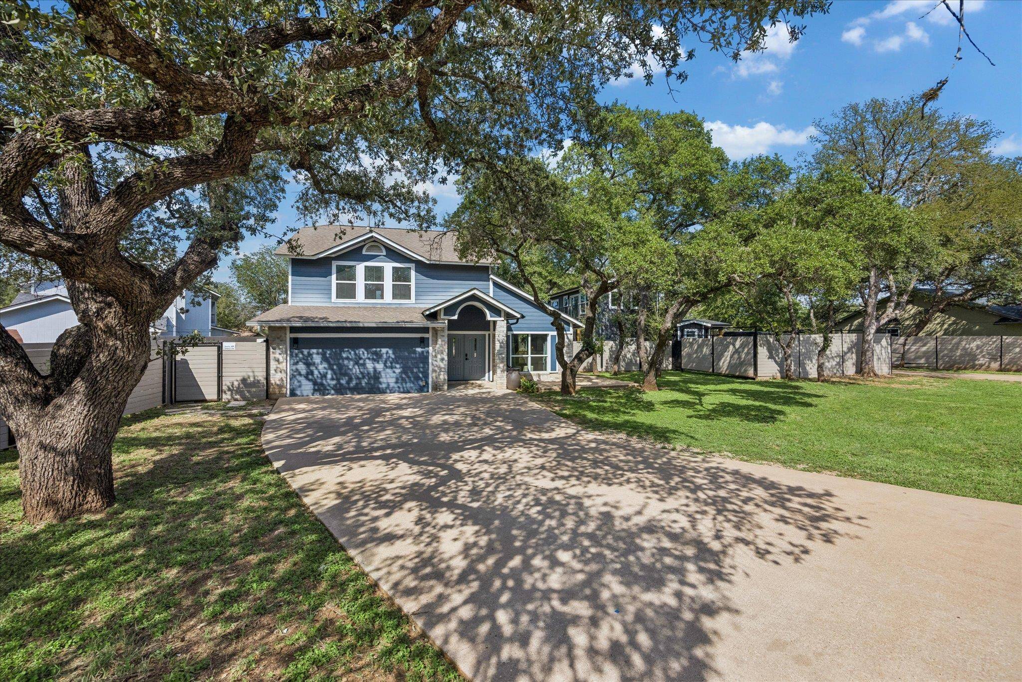7905 & 7907 Tiffany DR, Austin, TX 78749