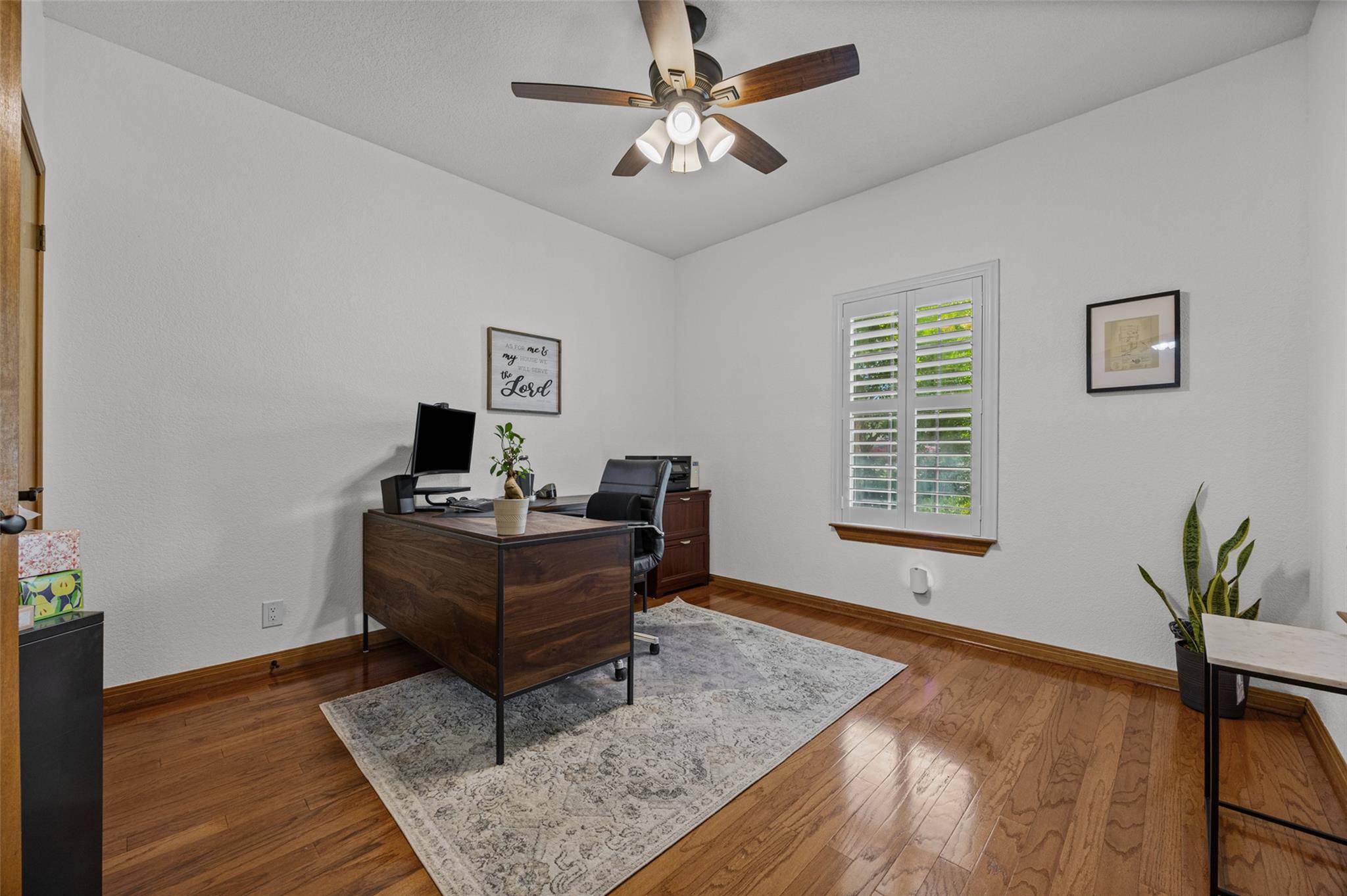 2000 Spinel RD, Pflugerville, TX 78660