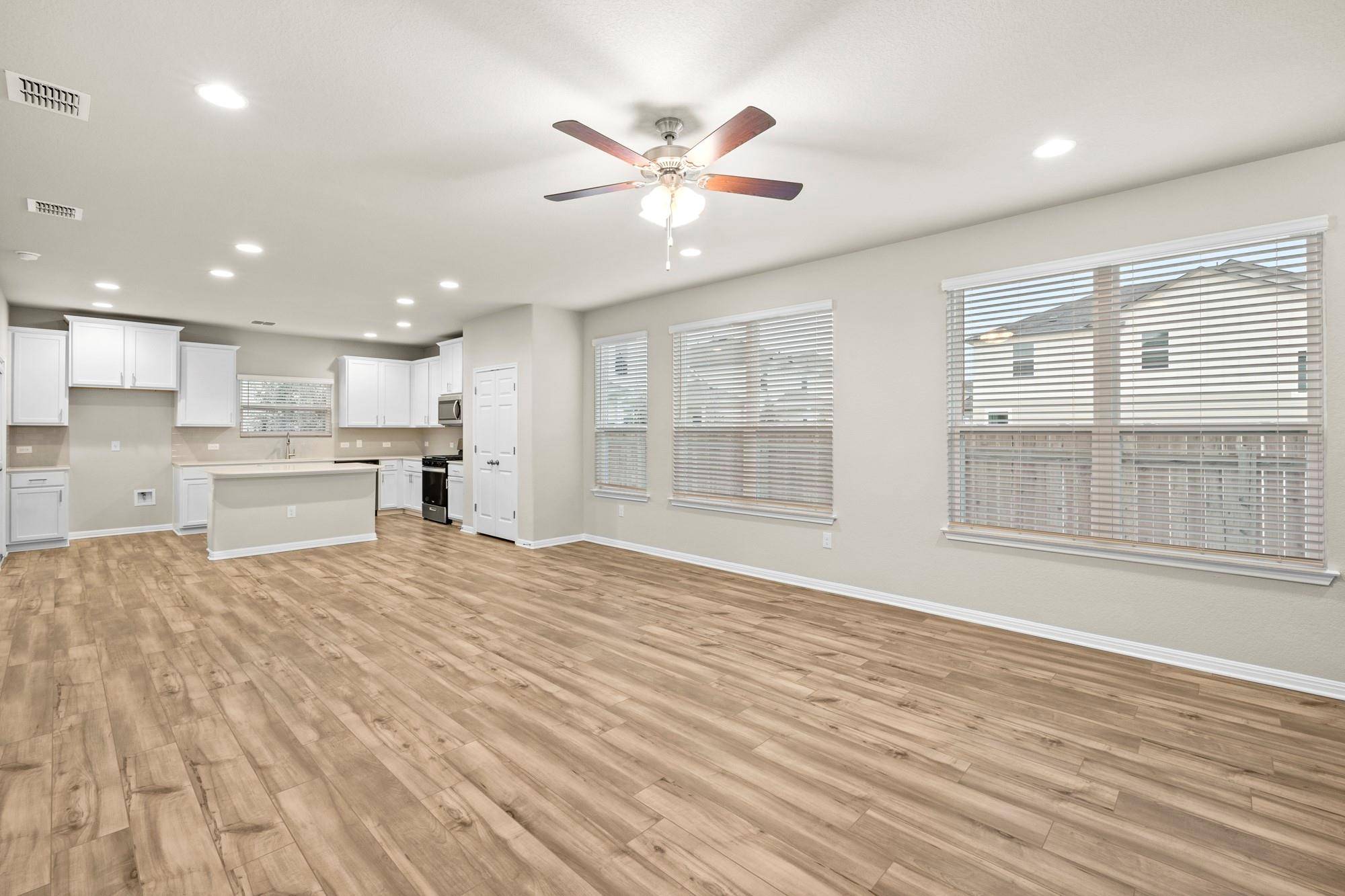 1156 Autumn Heather DR, Austin, TX 78748