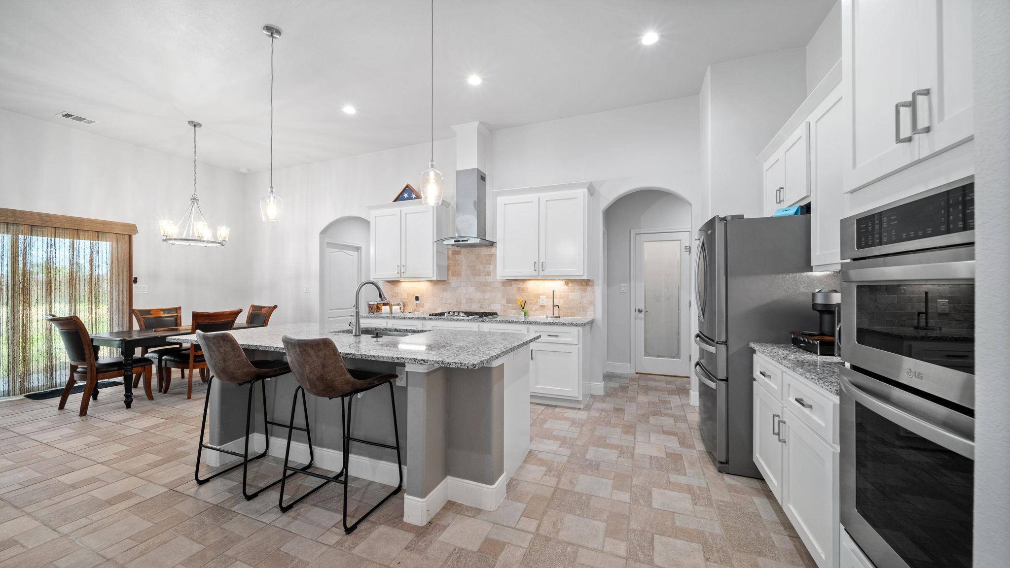 351 Firework LN, Giddings, TX 78942