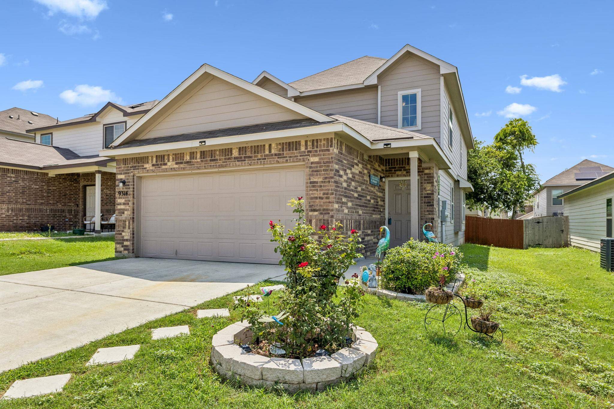 9314 Graze BR, San Antonio, TX 78211