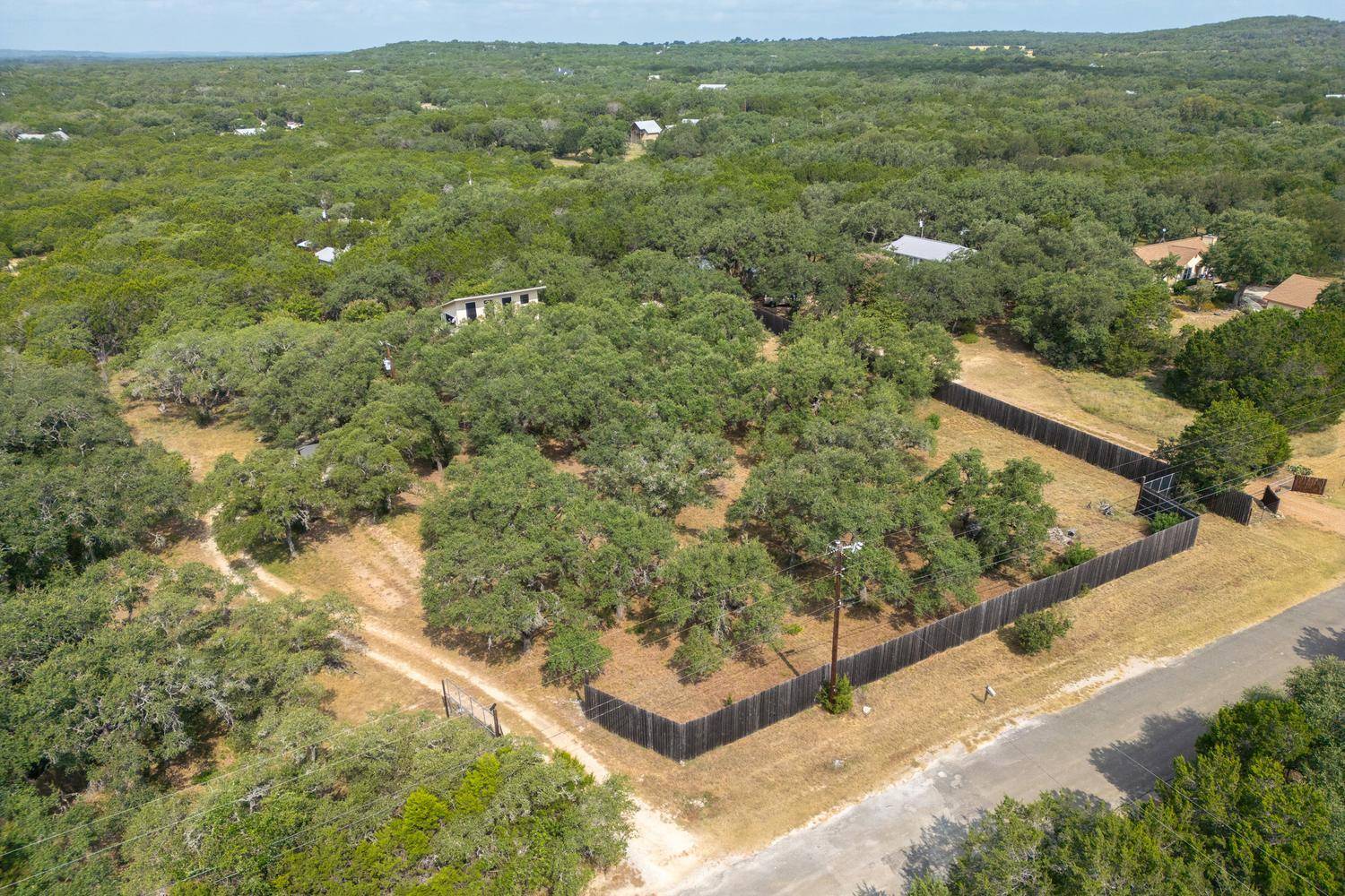 500 Ridge Oak DR, Wimberley, TX 78676