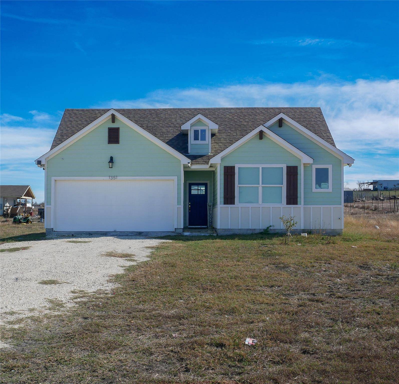 1351 County Road 419, Taylor, TX 76574
