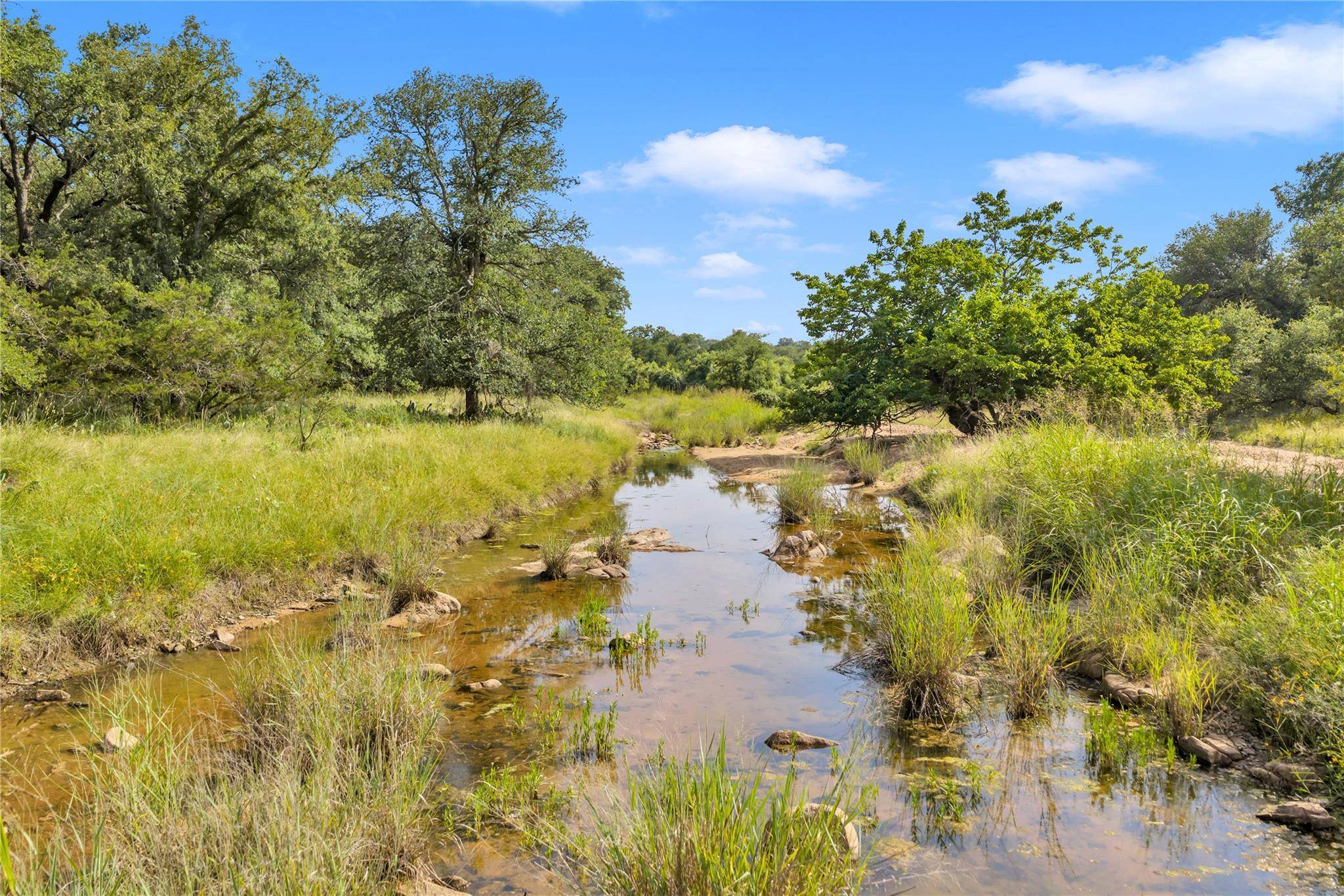 627 Ranch Road 2323, Llano, TX 78643