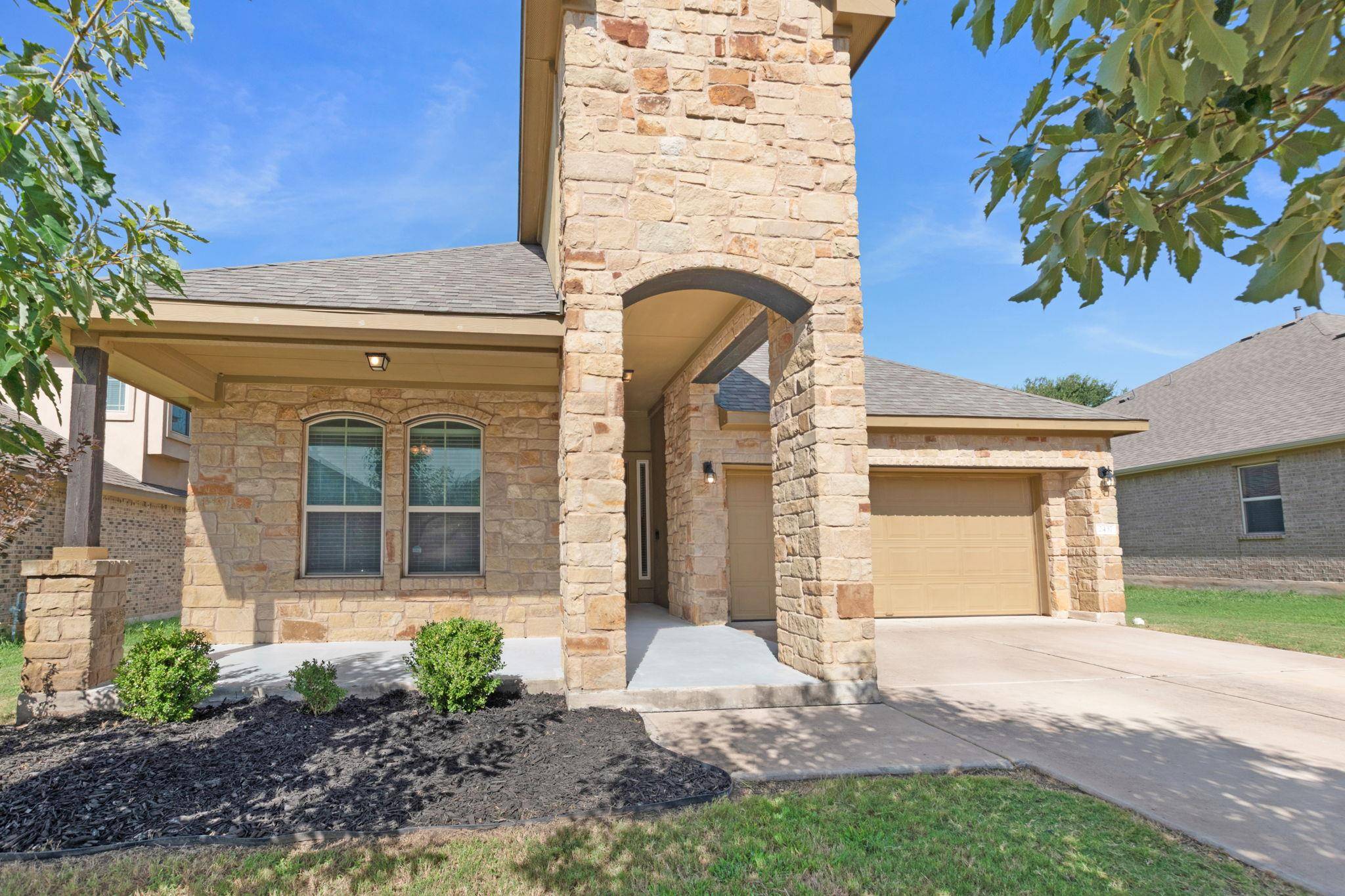 2437 Lyla LN, Leander, TX 78641