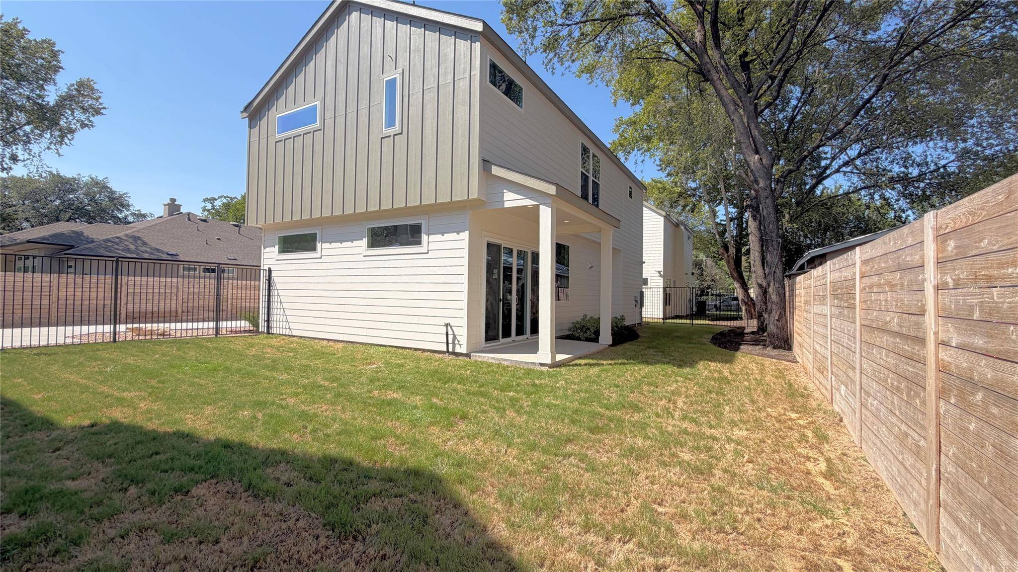 6107 Richardson LN #2, Austin, TX 78741