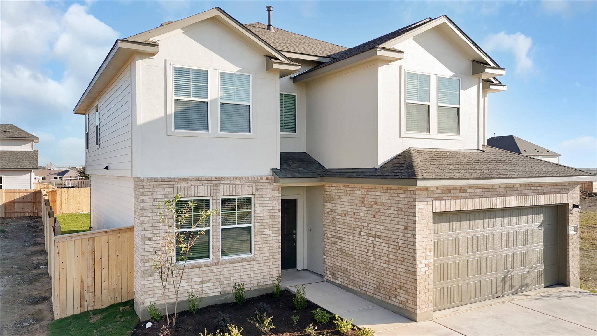 25517 Flora Bella LN, Elgin, TX 78621