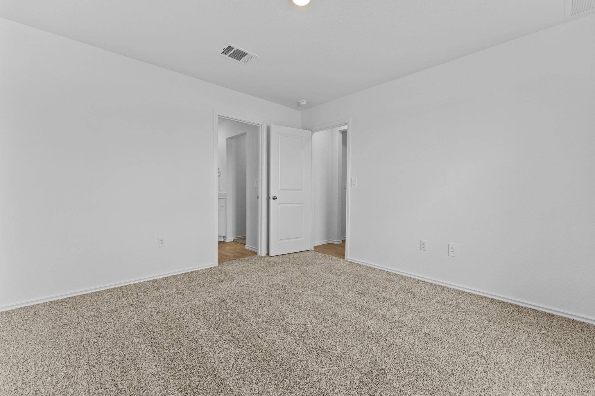 1061 Phantom Hill BLVD, Buda, TX 78610