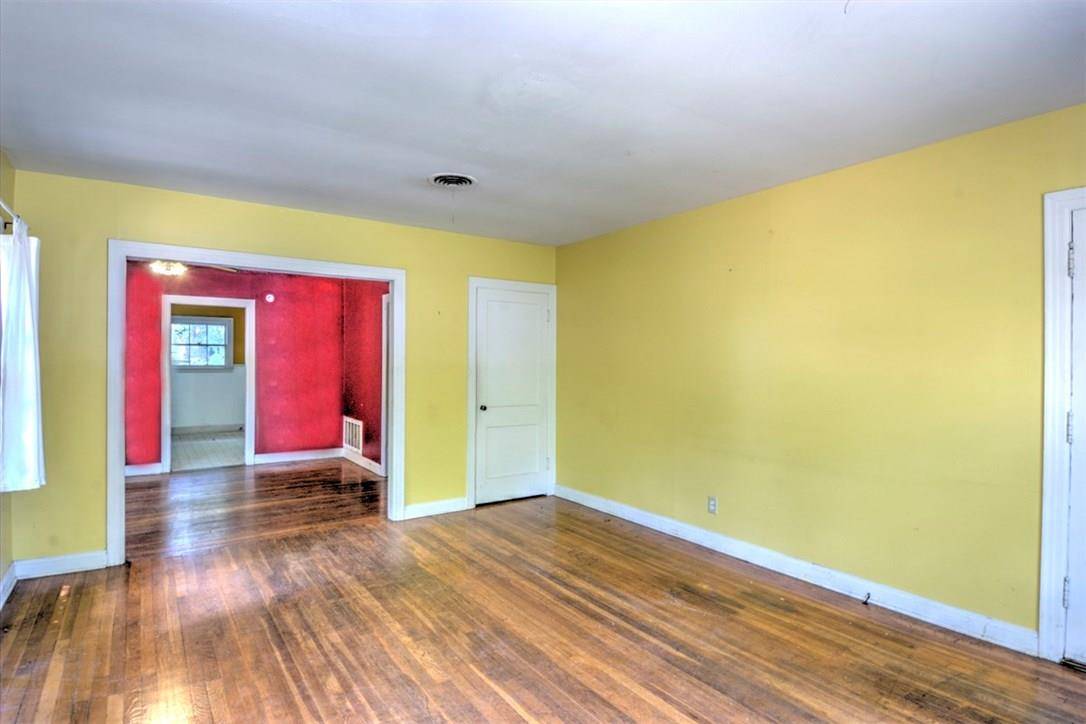 1004 E 38 1/2 ST, Austin, TX 78751