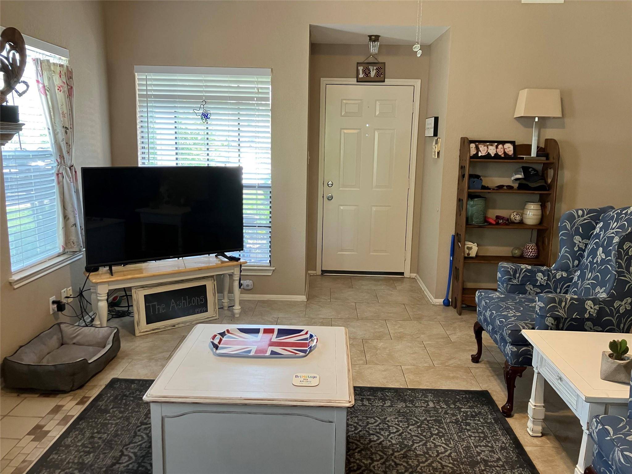 904 Cottonwood CV, Cedar Park, TX 78613