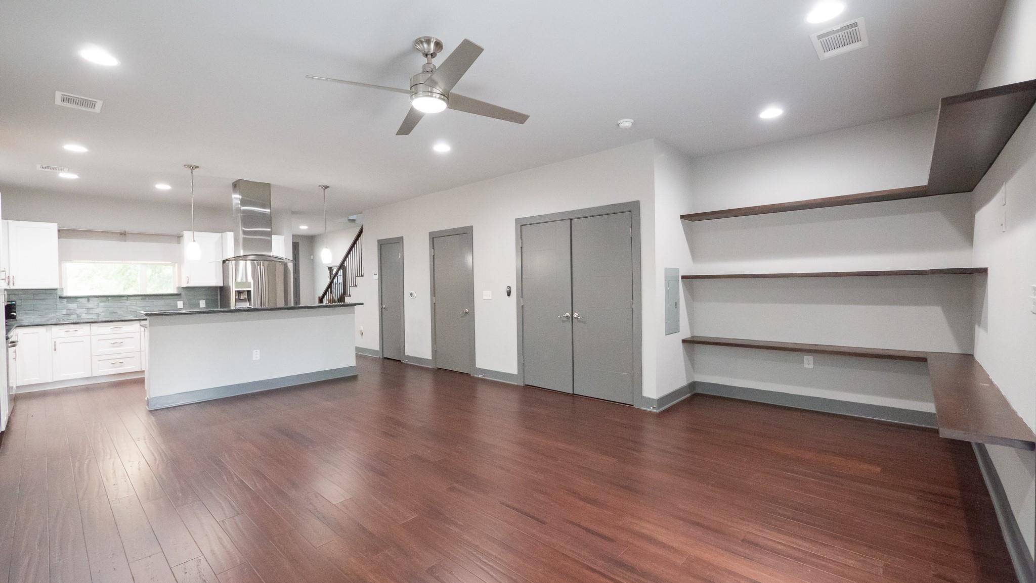 2009 Uphill LN #B, Austin, TX 78741