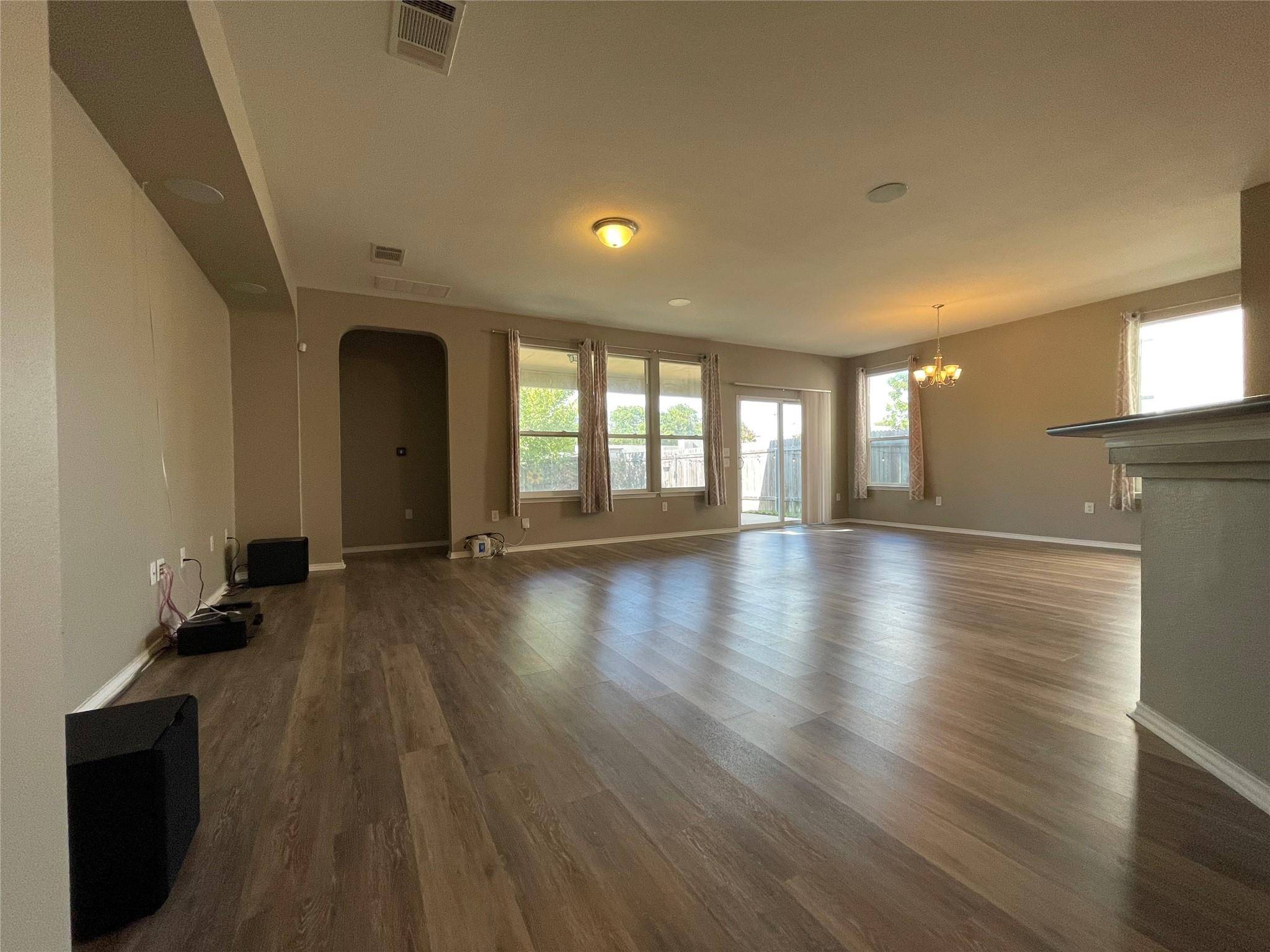 6808 Ondantra BND, Austin, TX 78744