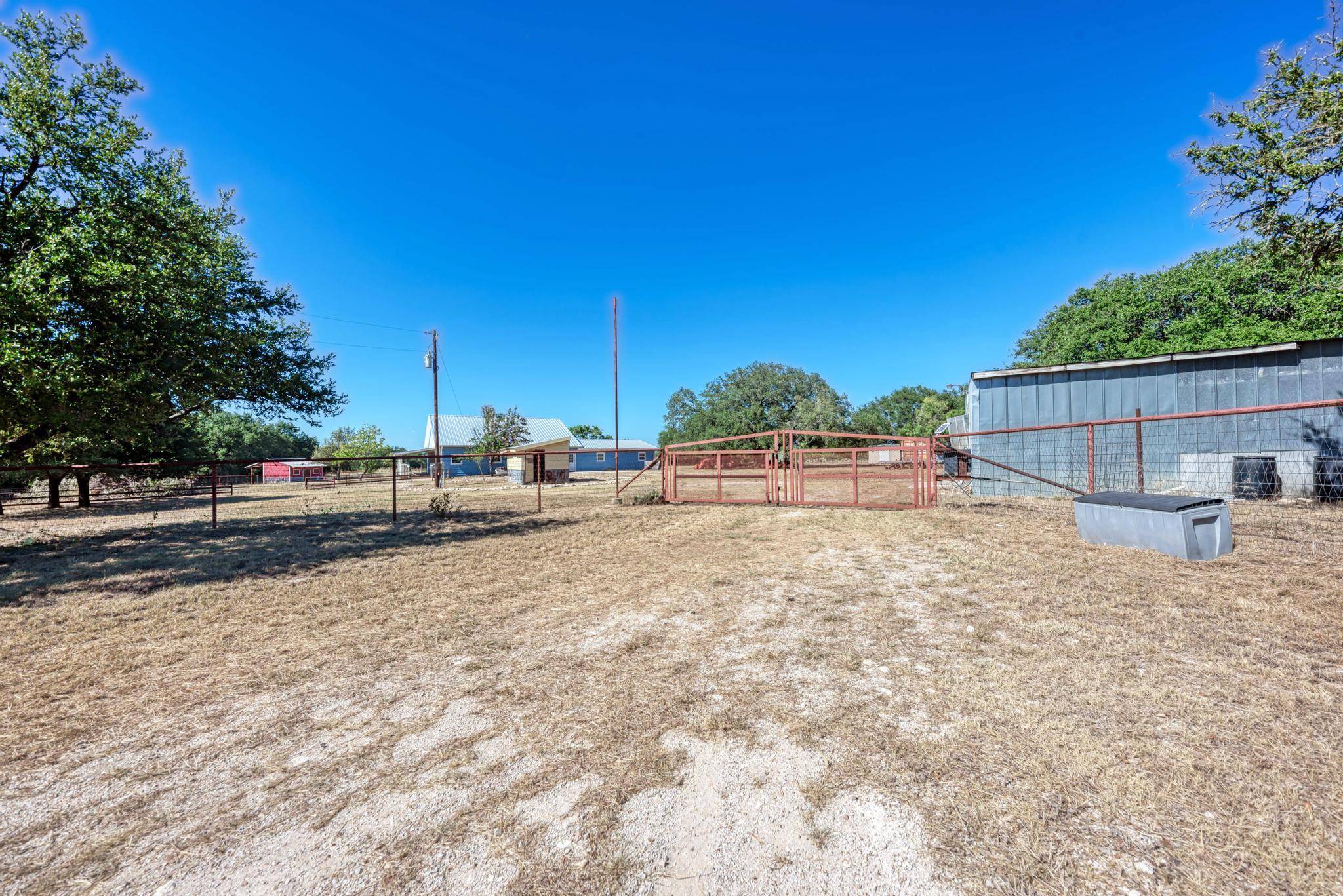 2812 County Road 205, Lampasas, TX 76550
