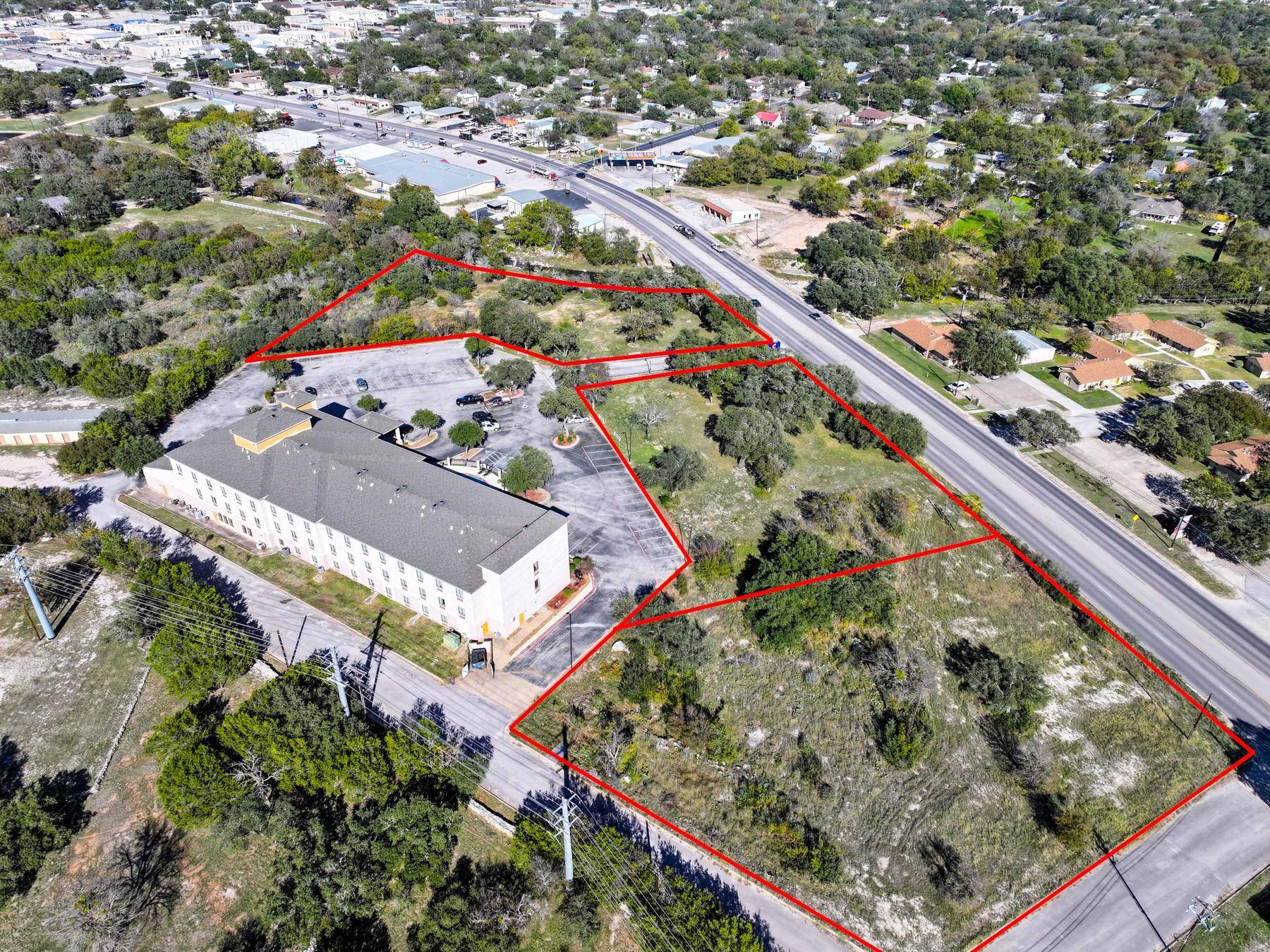 806 S Water ST, Burnet, TX 78611