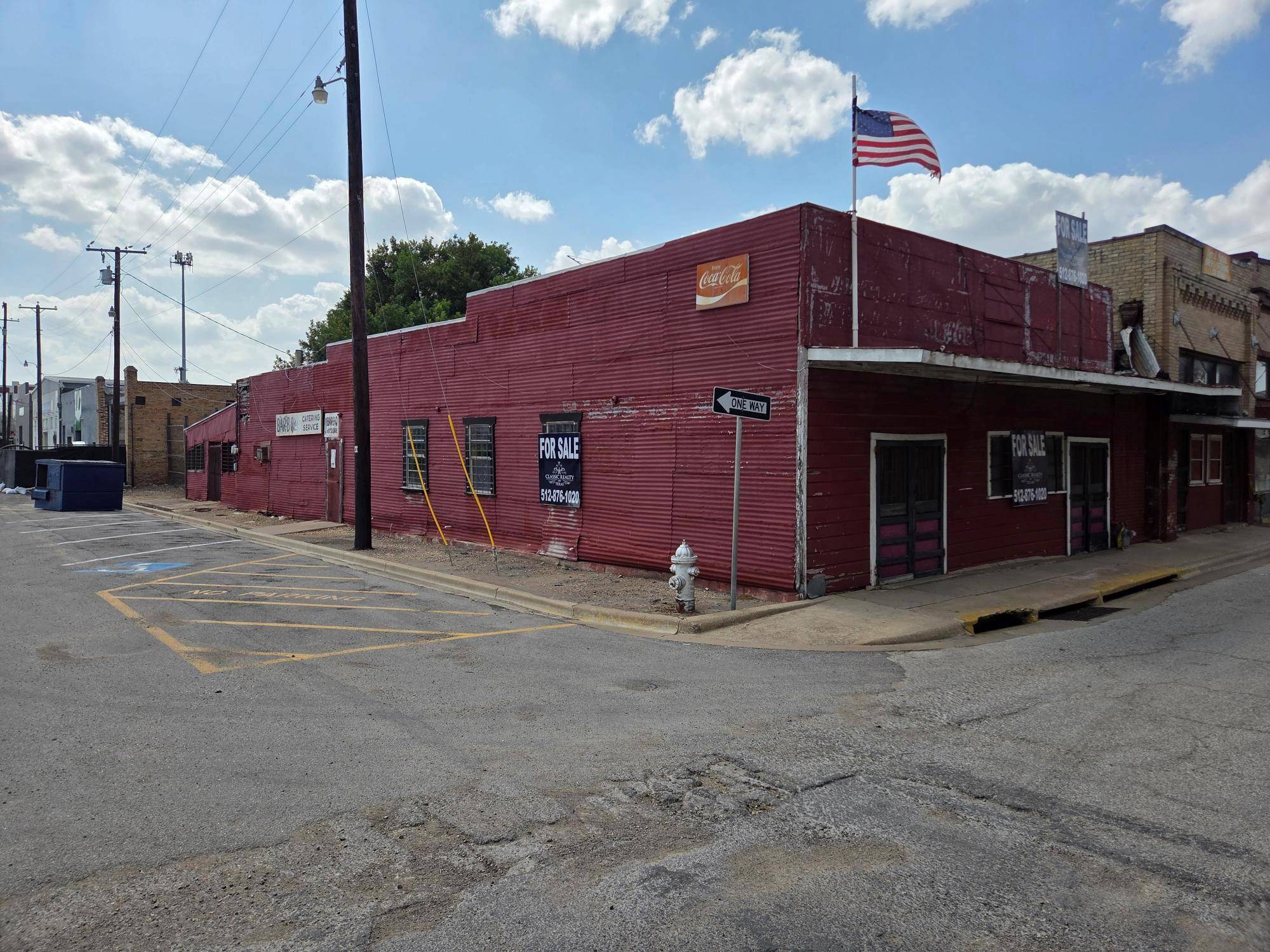 101 N Main ST, Taylor, TX 76574