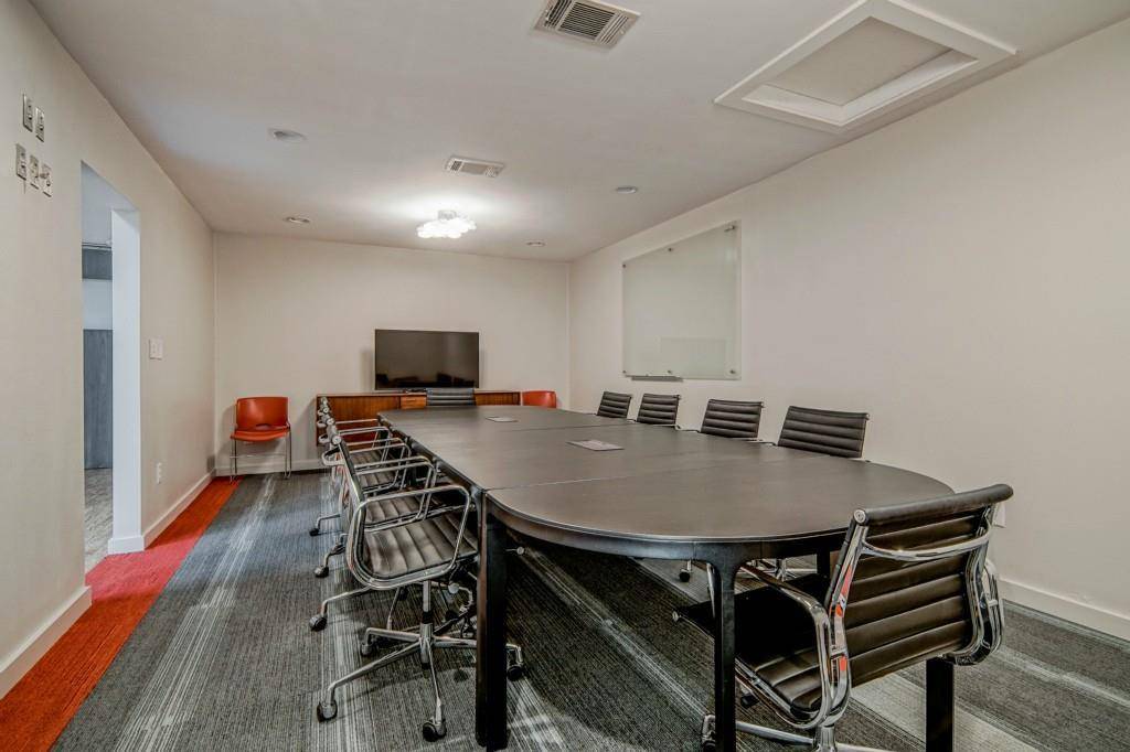 3001-100c S Lamar BLVD S #100-c, Austin, TX 78704