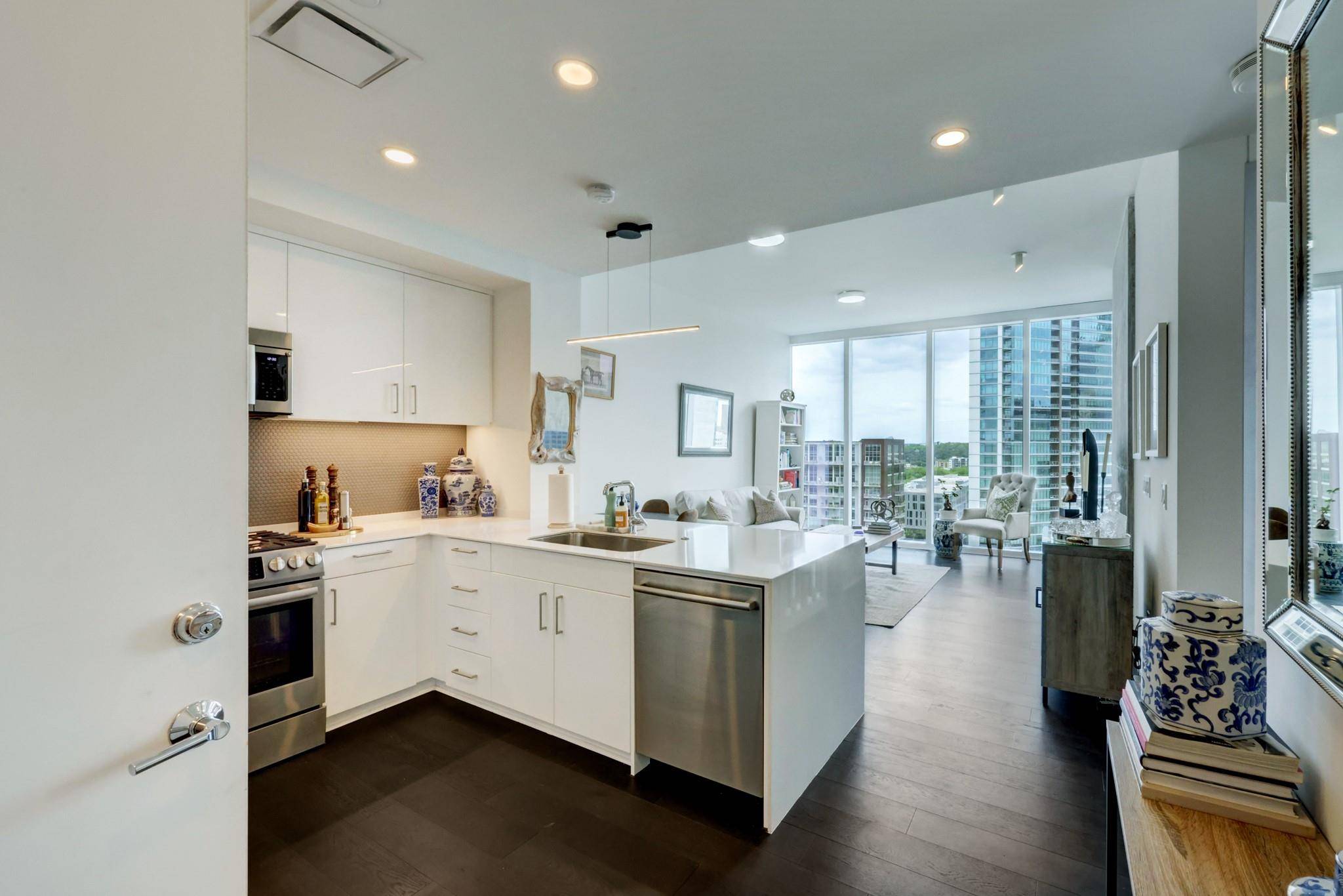 301 West Ave #1503, Austin, TX 78701