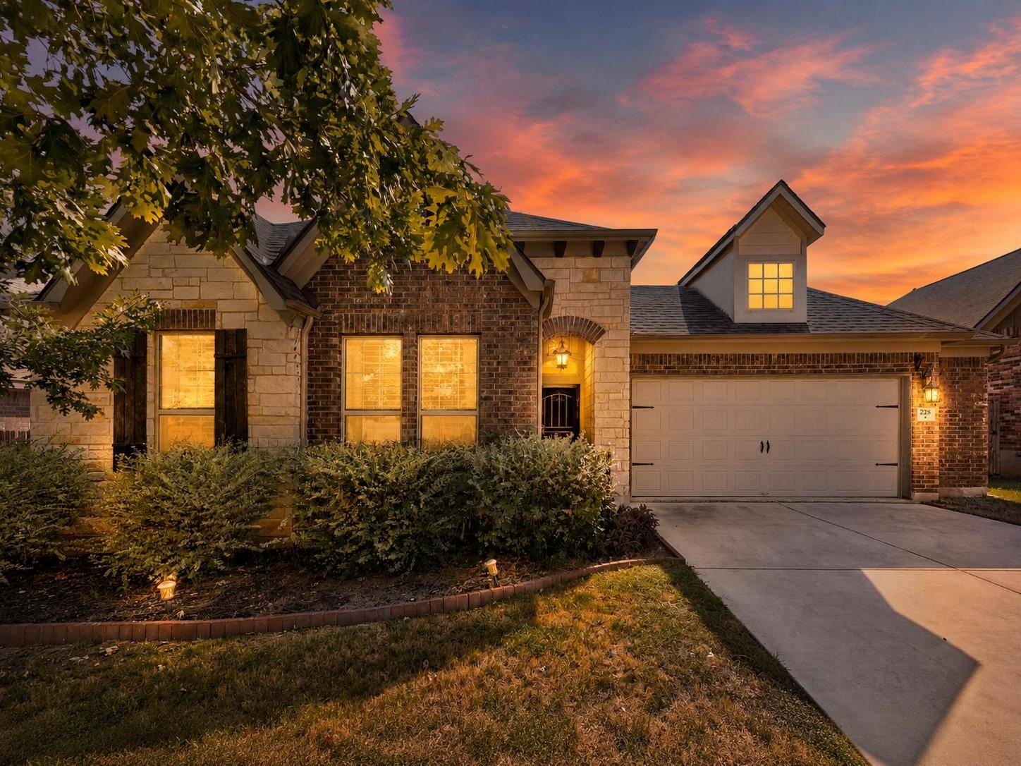 228 Mandana ST, Leander, TX 78641