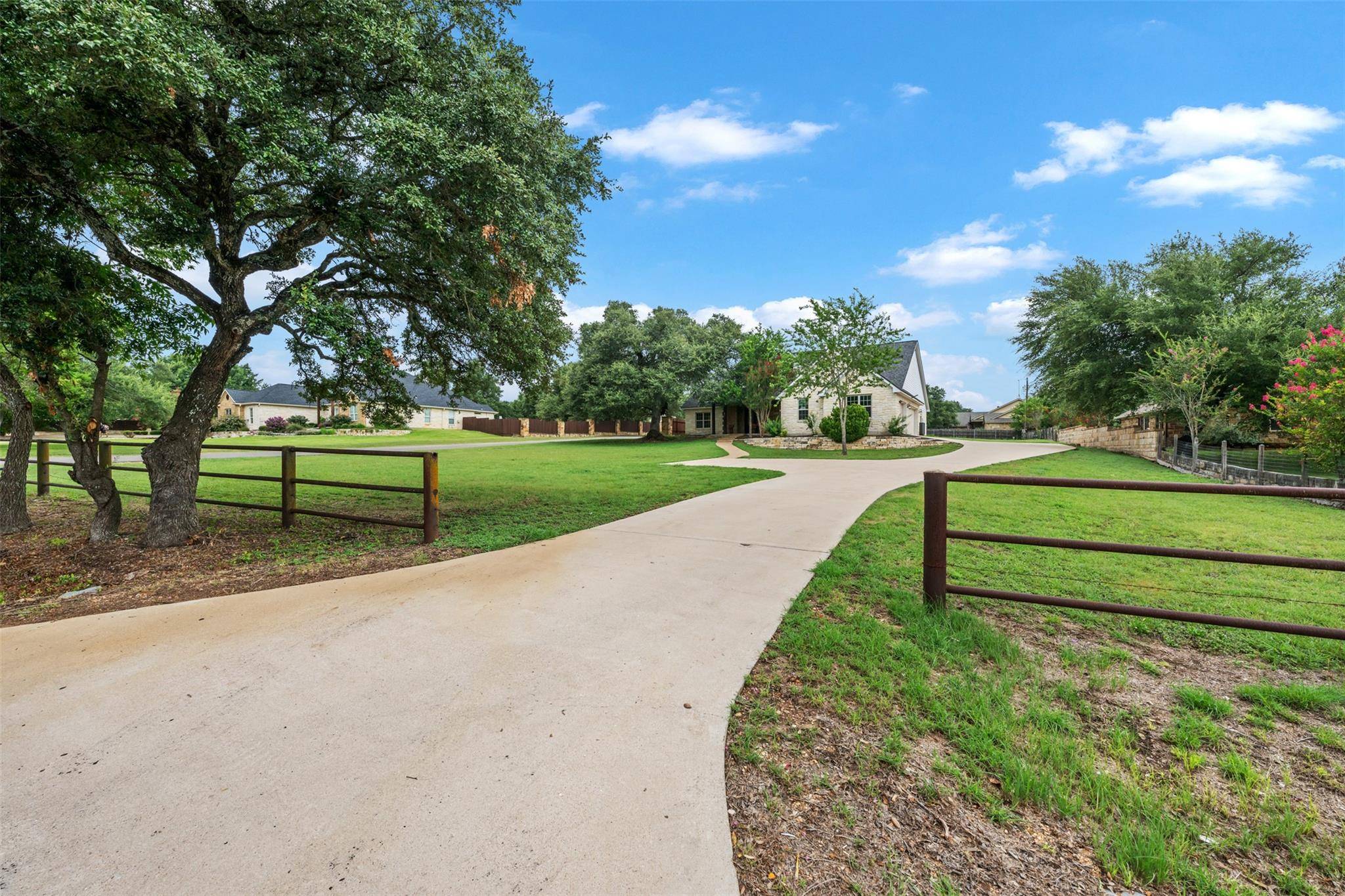 4350 Royal ST, Salado, TX 76571